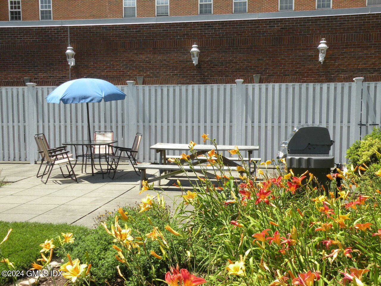 59 Courtland Avenue, 2L