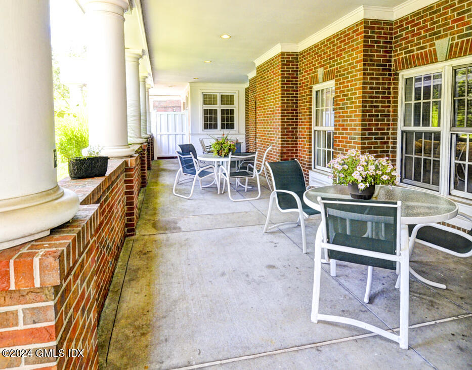 59 Courtland Avenue, 2L