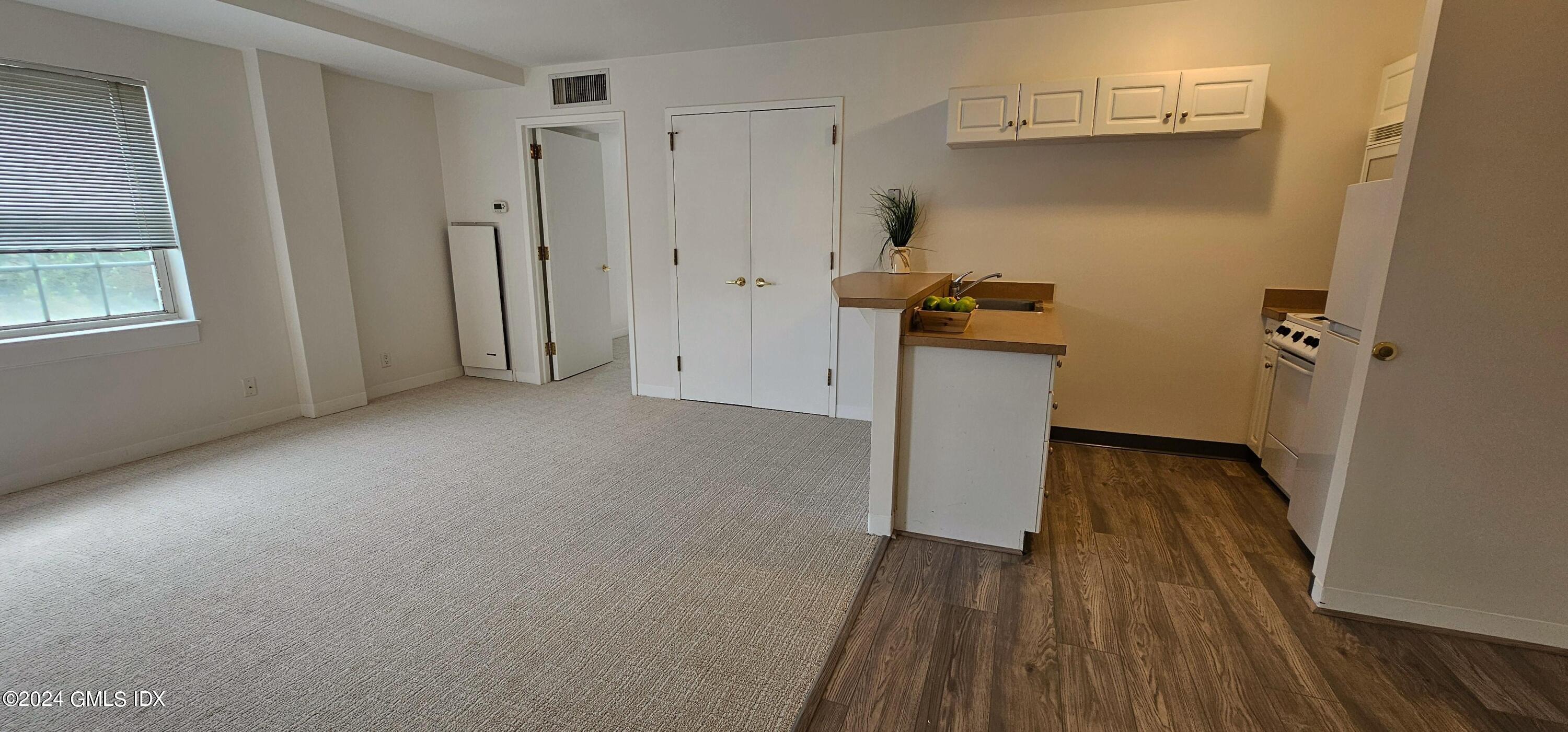 59 Courtland Avenue, 2L