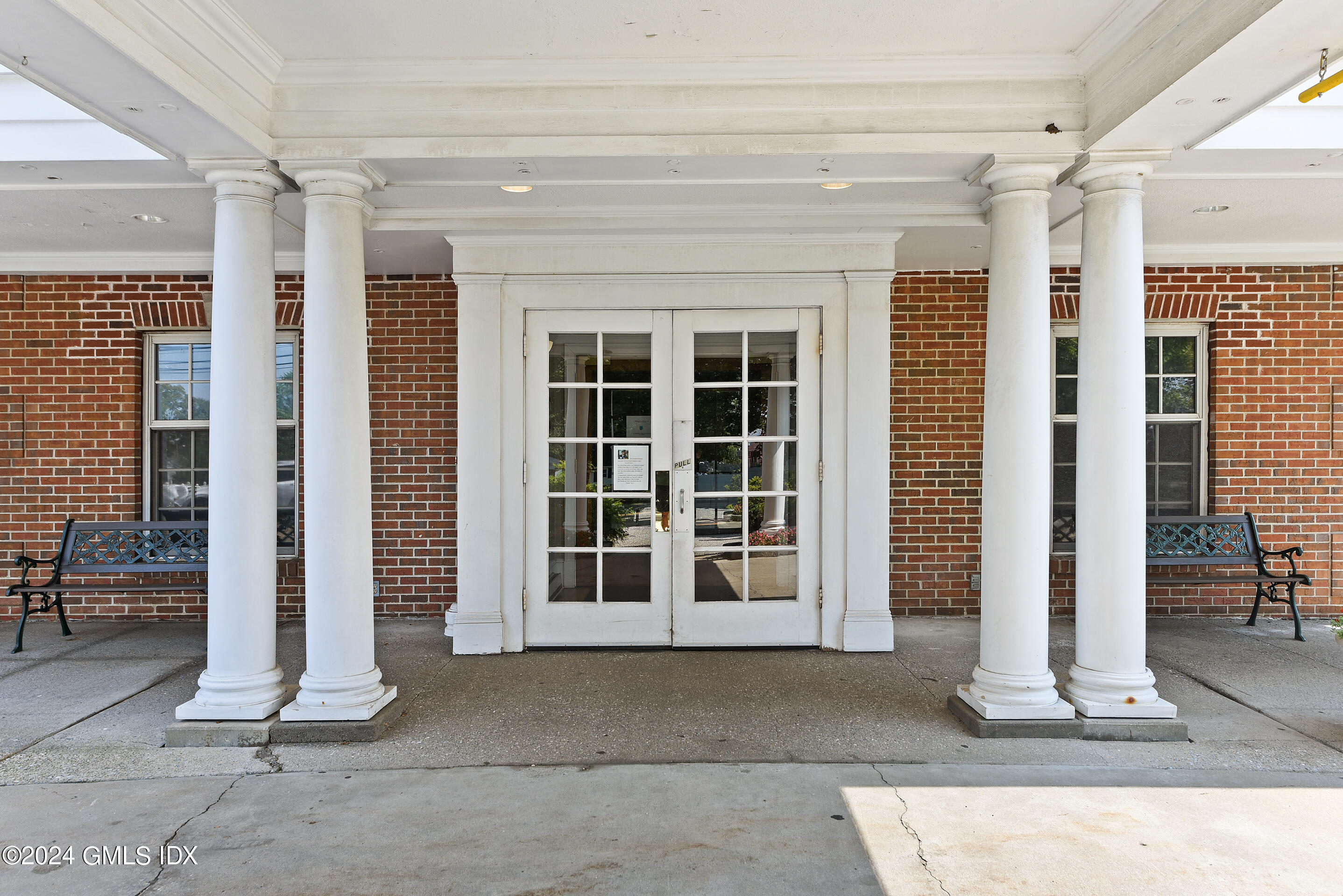 59 Courtland Avenue, 2L