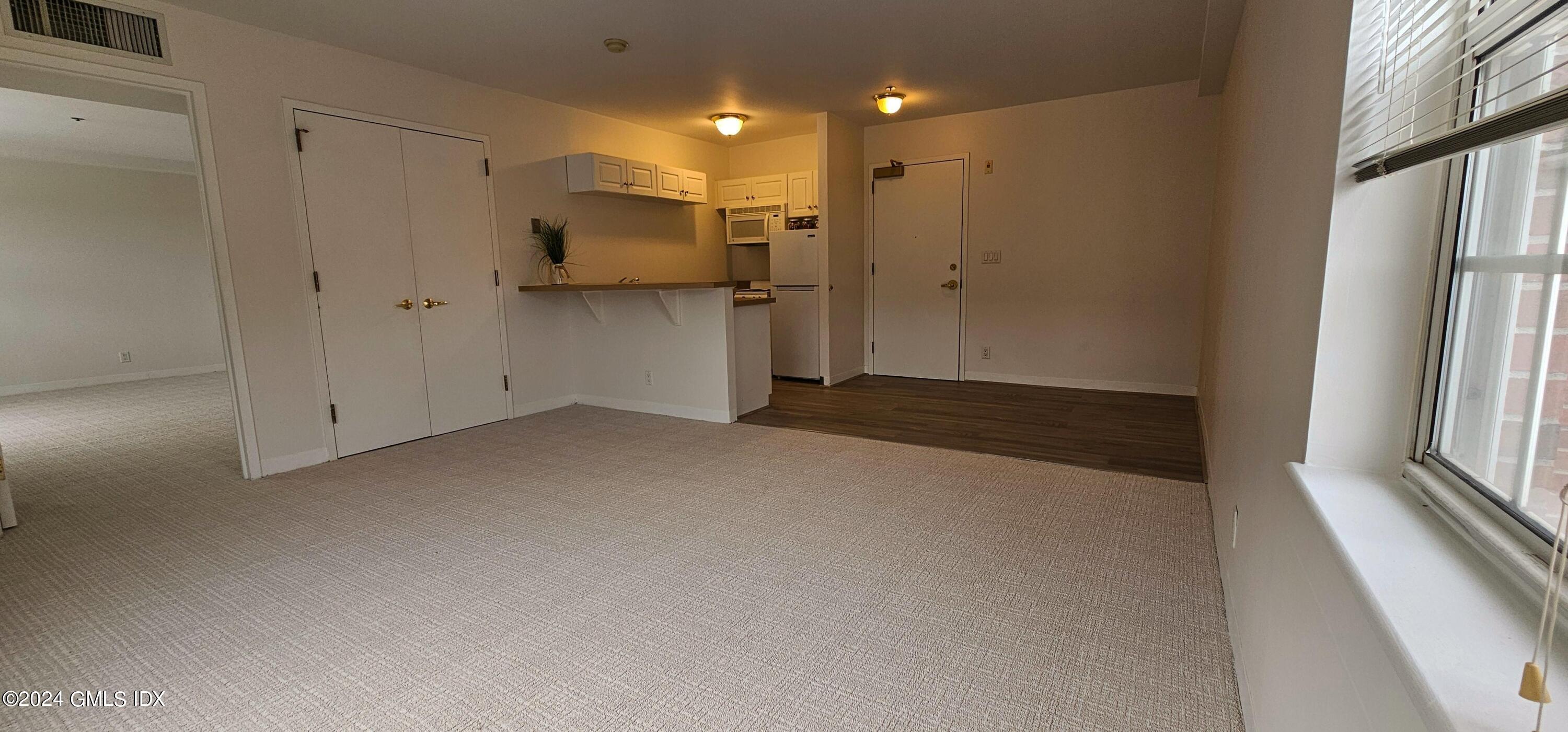 59 Courtland Avenue, 2L