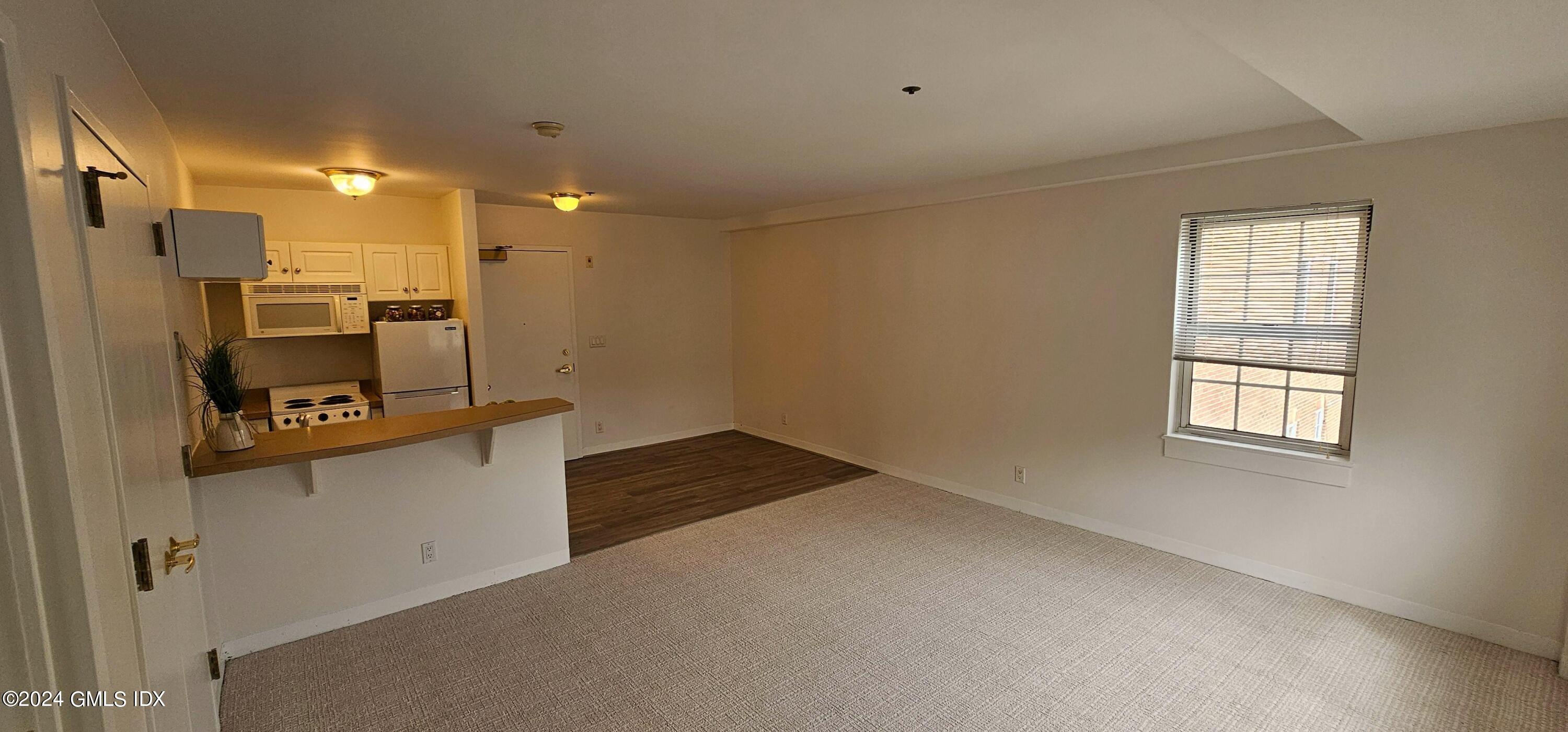 59 Courtland Avenue, 2L