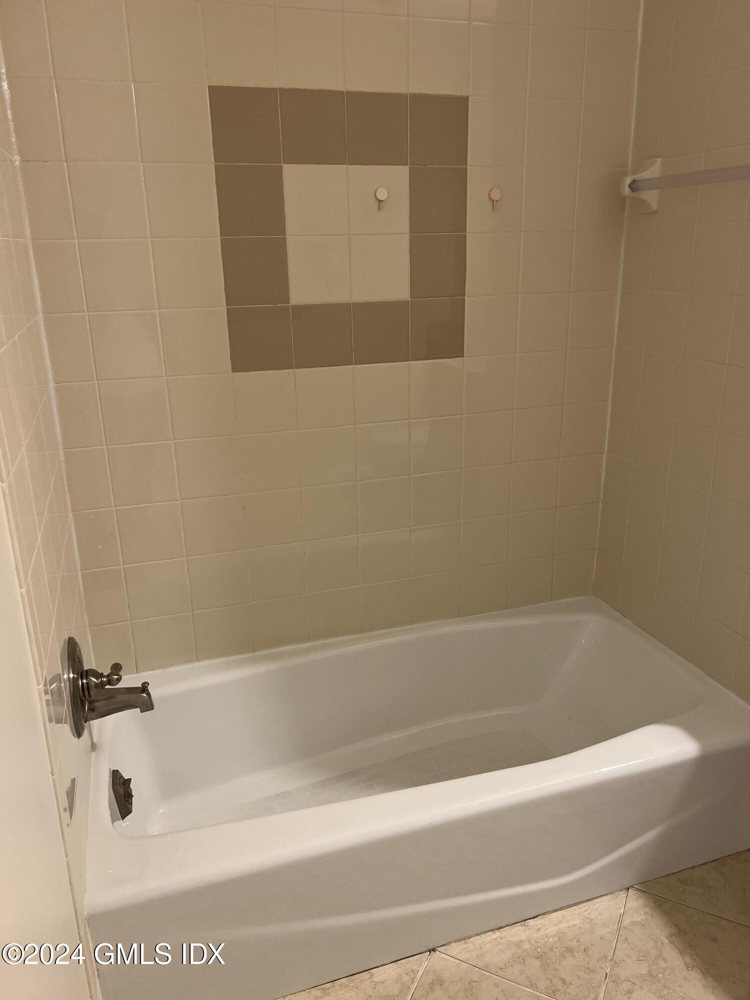 2 Homestead Lane, 406