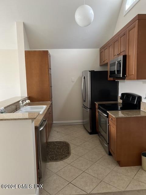 2 Homestead Lane, 406