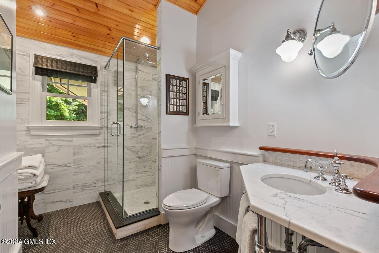 33 Richmond Hill Road