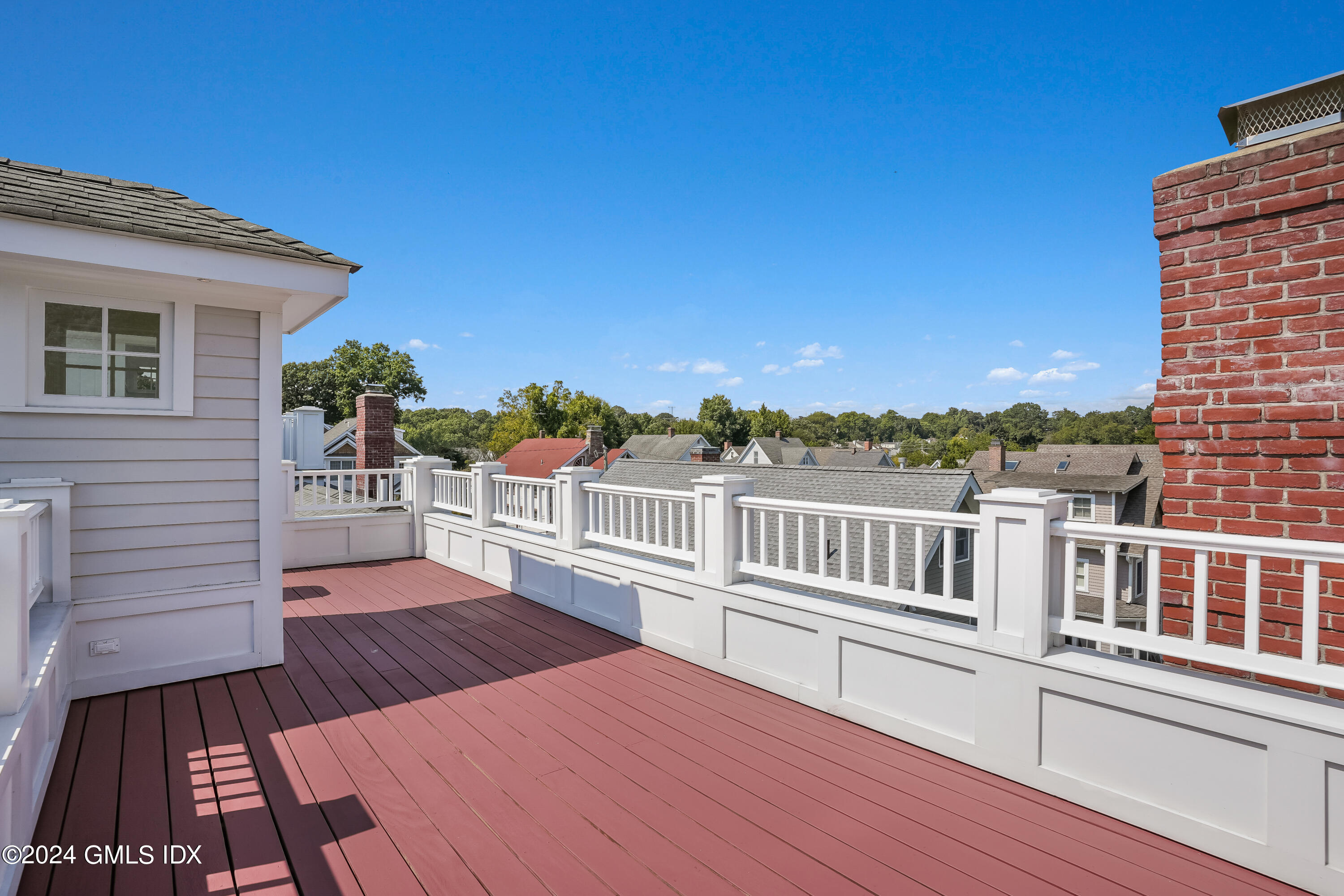 45 Orchard Place, East