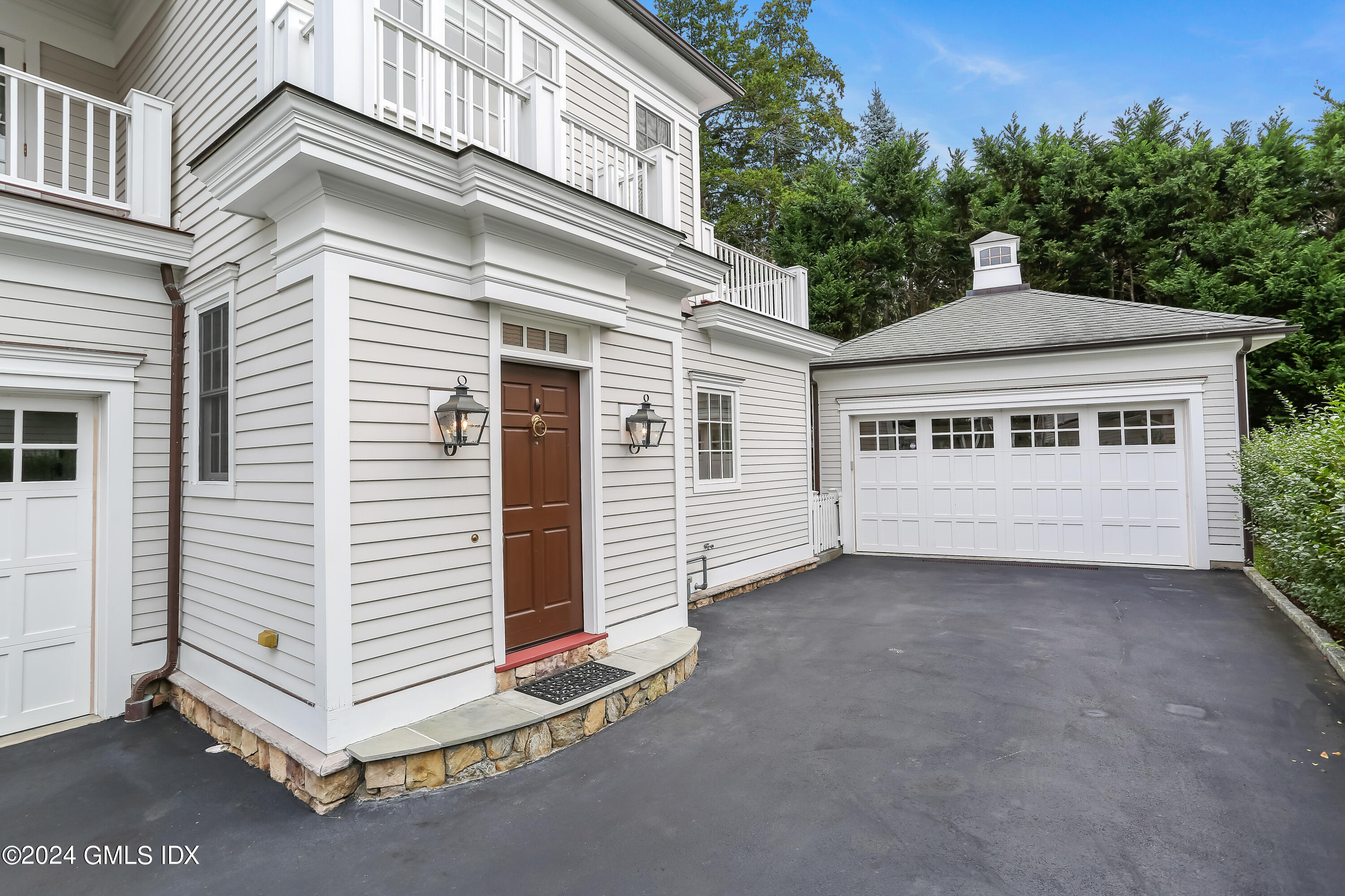 45 Orchard Place, East