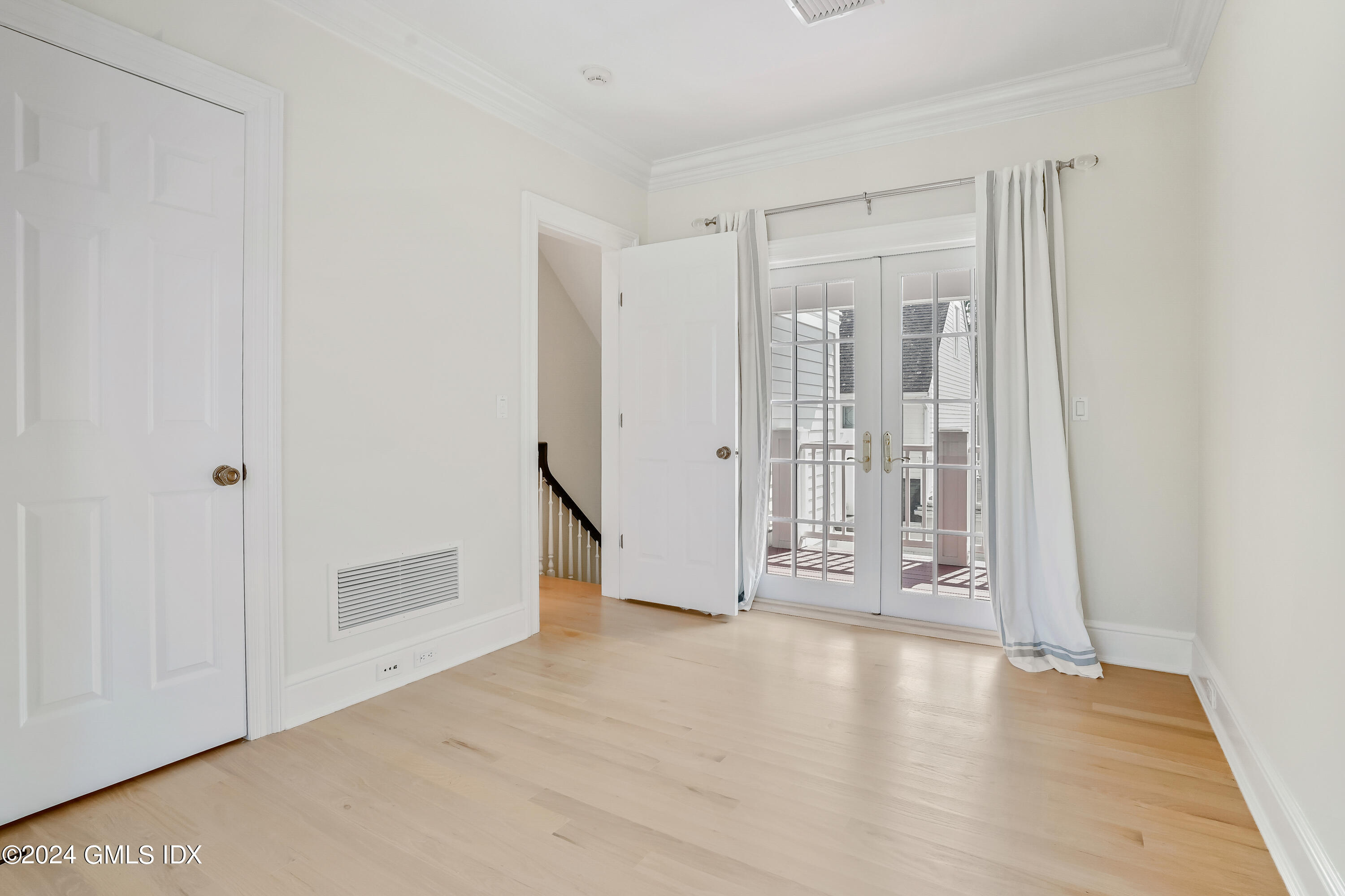 45 Orchard Place, East