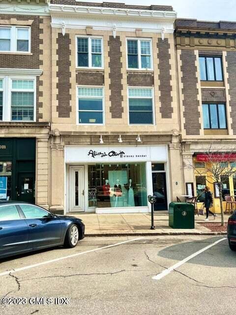 335 Greenwich Avenue Unit: Front