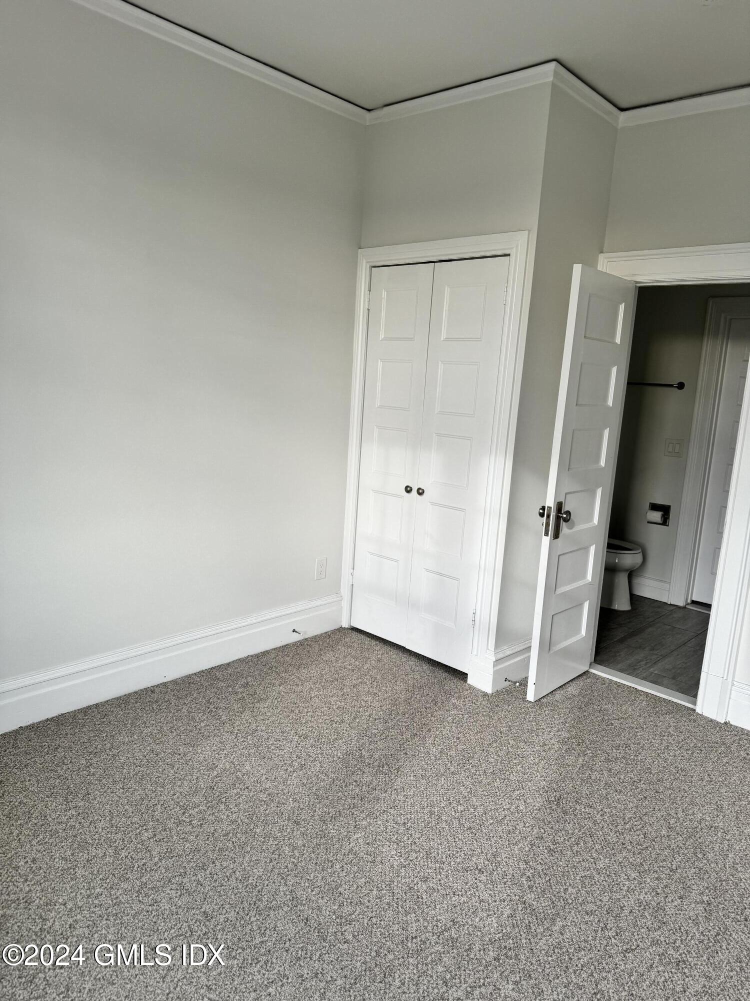 335 Greenwich Avenue Unit: Front