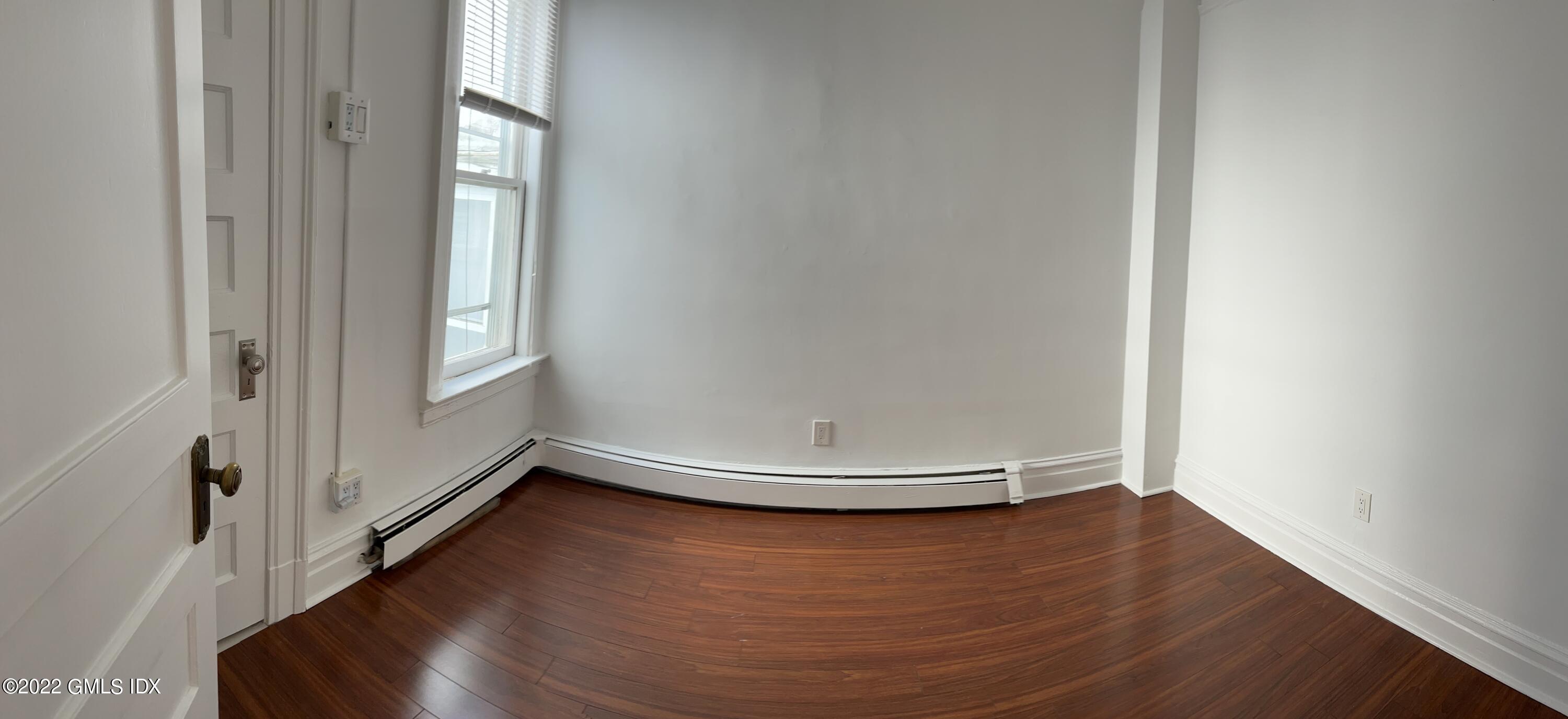 335 Greenwich Avenue Unit: 4