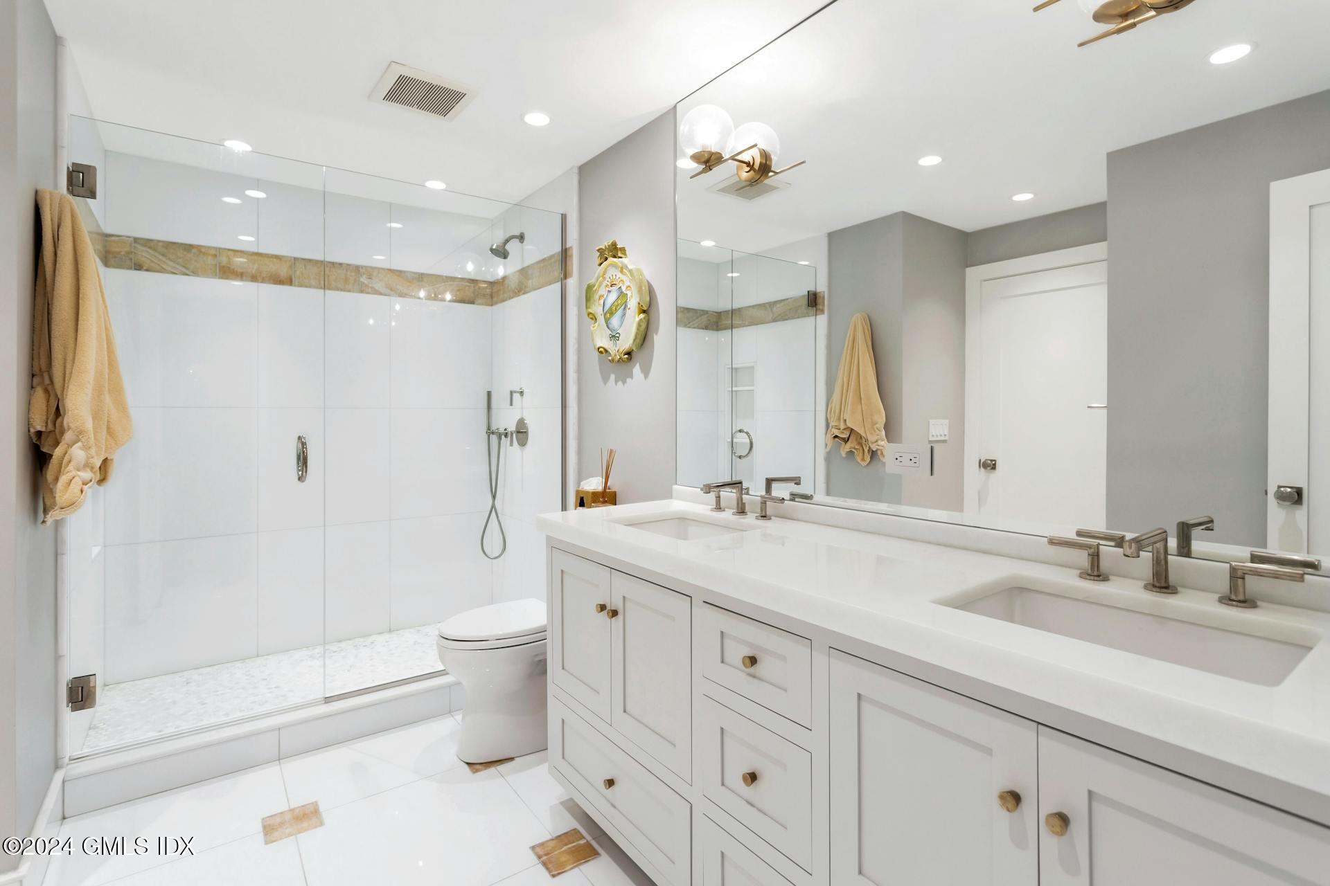 15 Lafayette Court, 1D