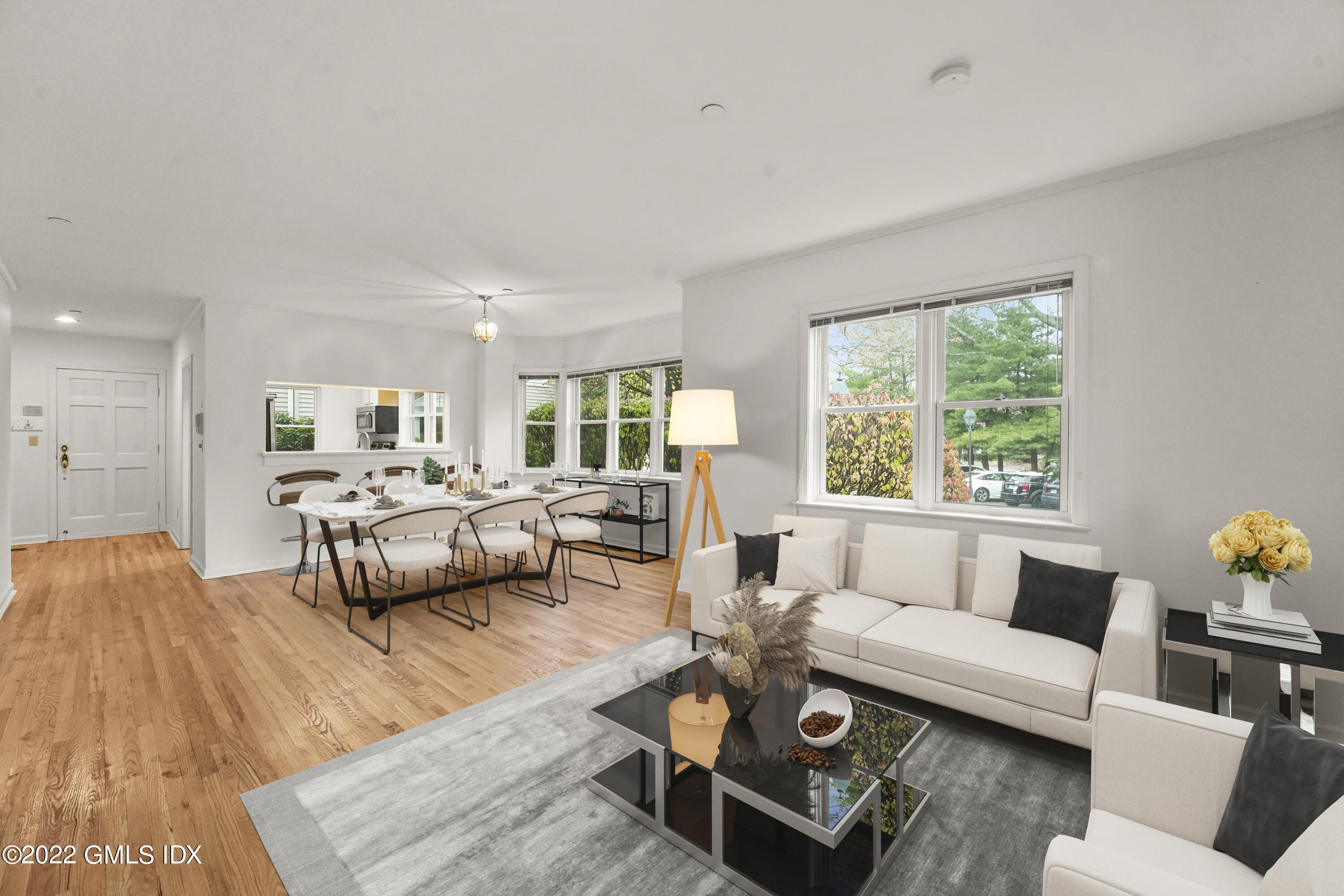 51 Forest Avenue, 28