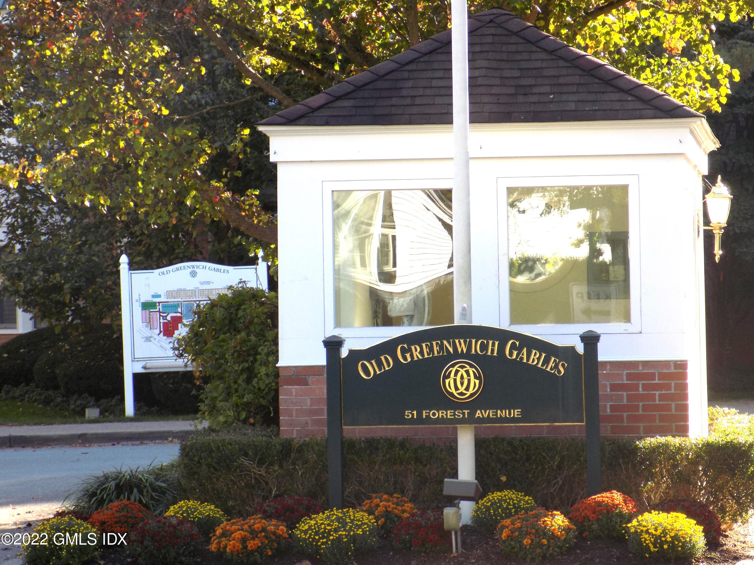 51 Forest Avenue, 28