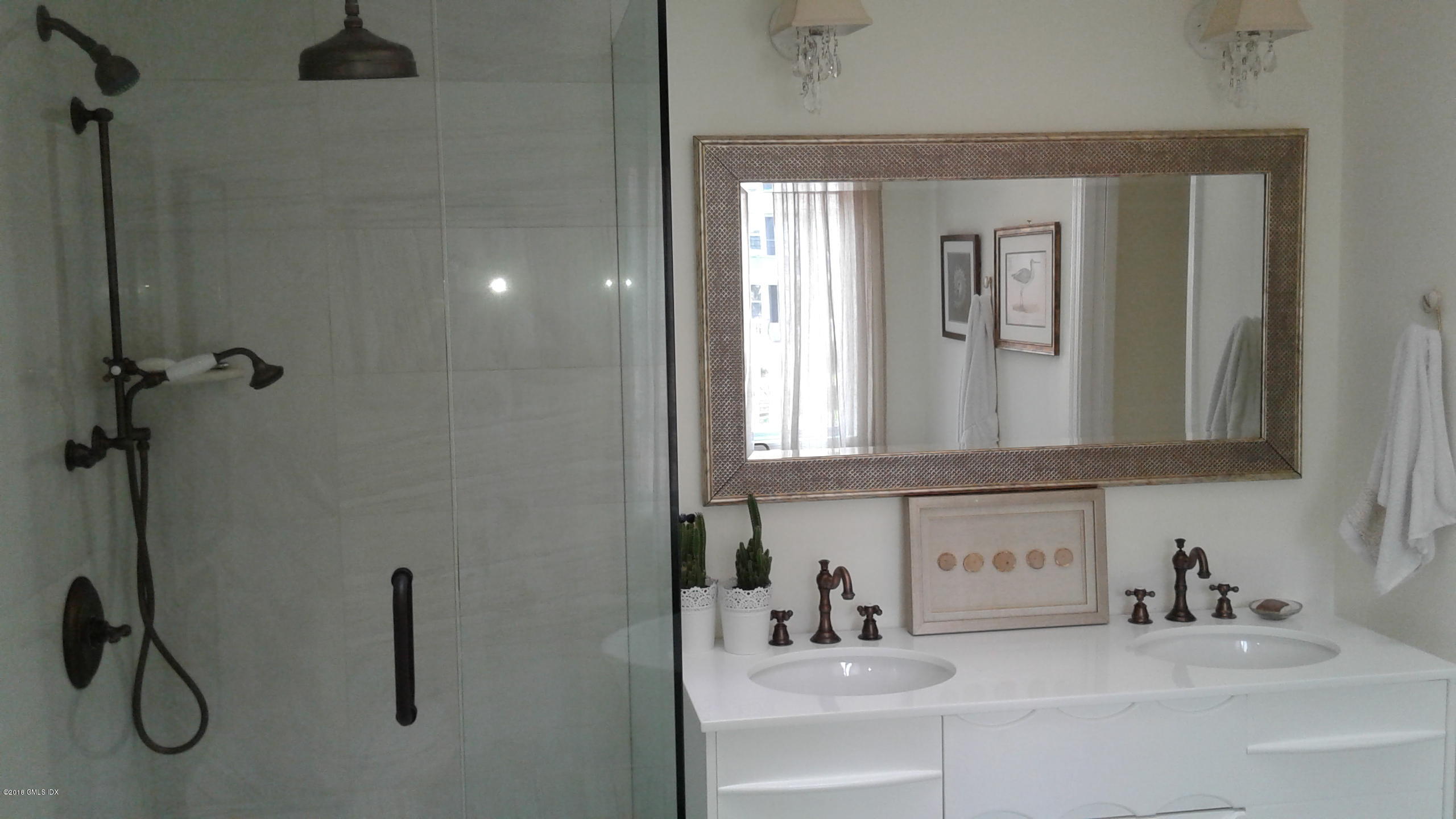 10 Fairfield Avenue, B