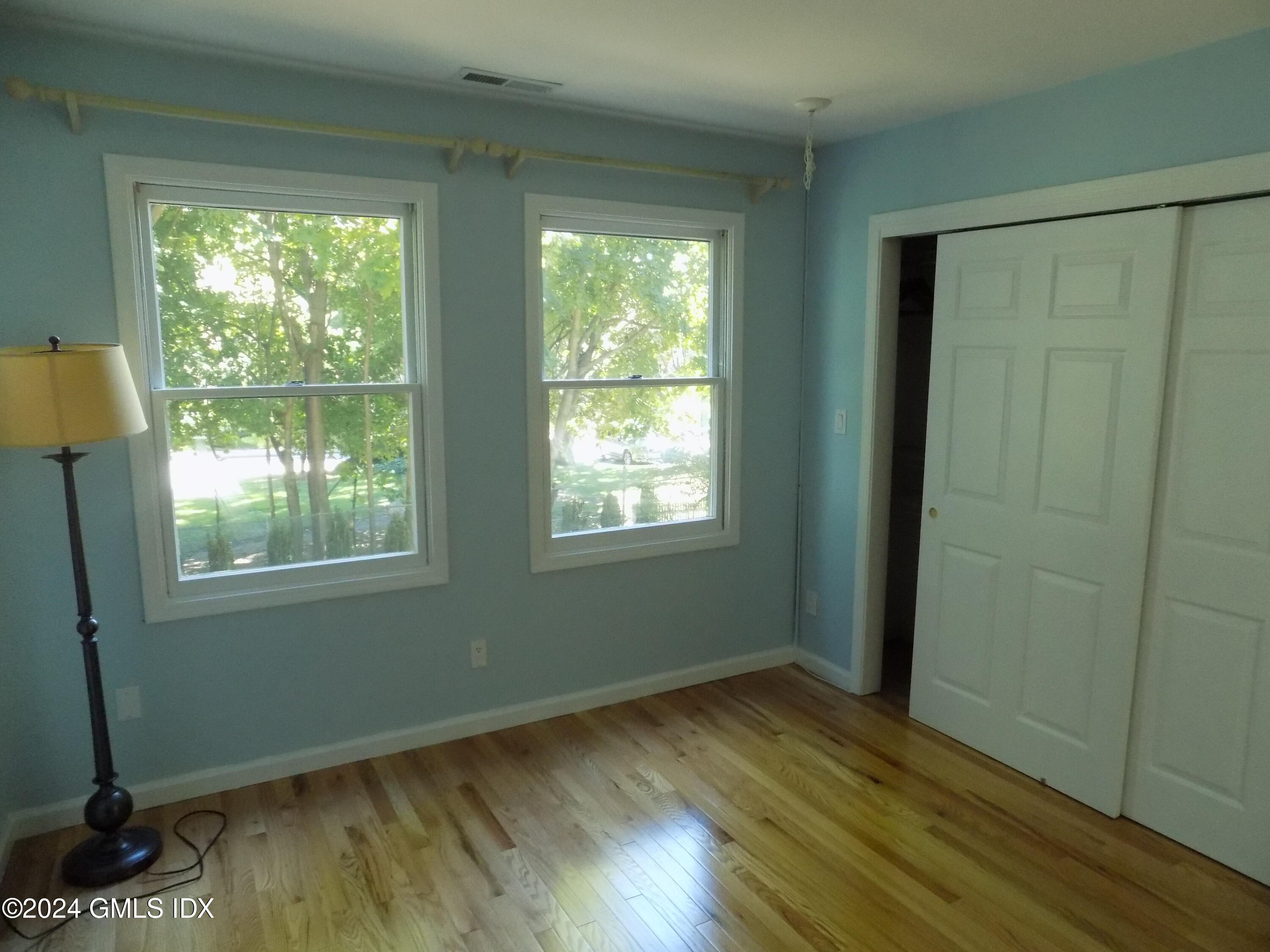 10 Fairfield Avenue, B