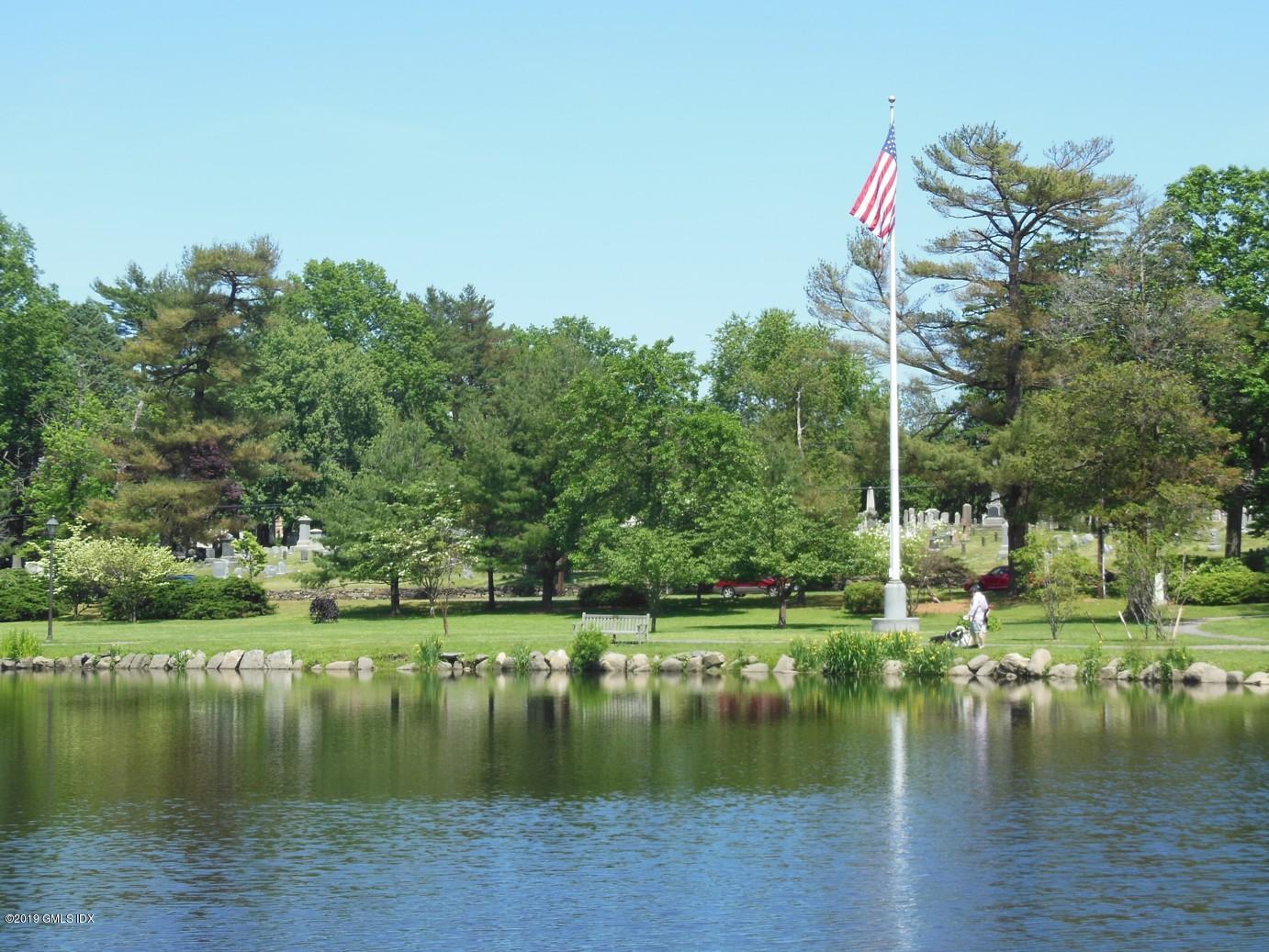 10 Fairfield Avenue, B