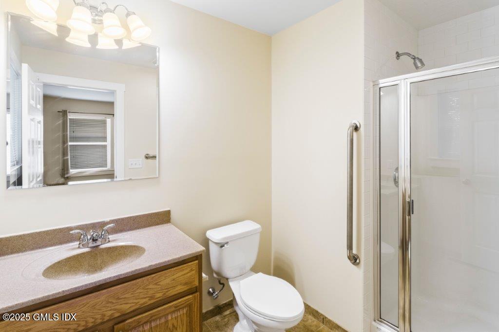 18 Charles Street, B