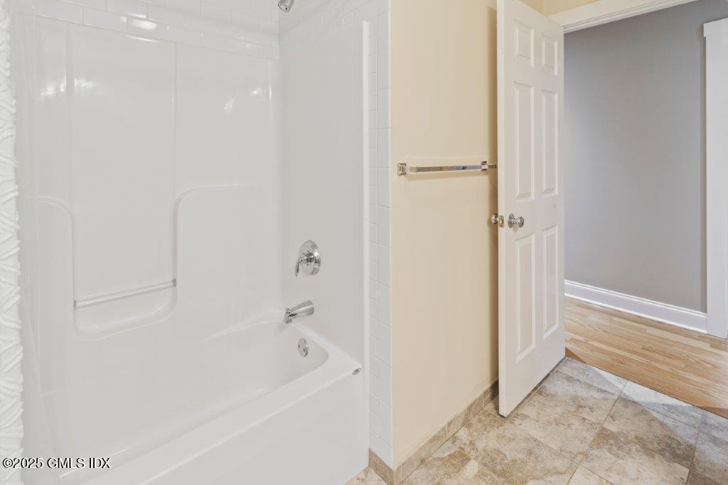 18 Charles Street, B