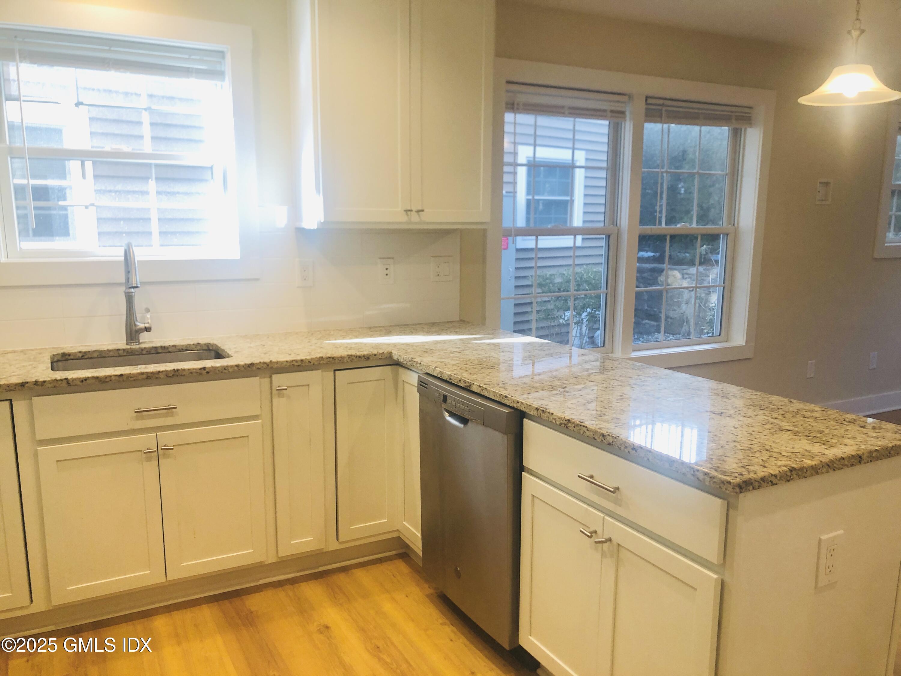 180 Hamilton Avenue, H