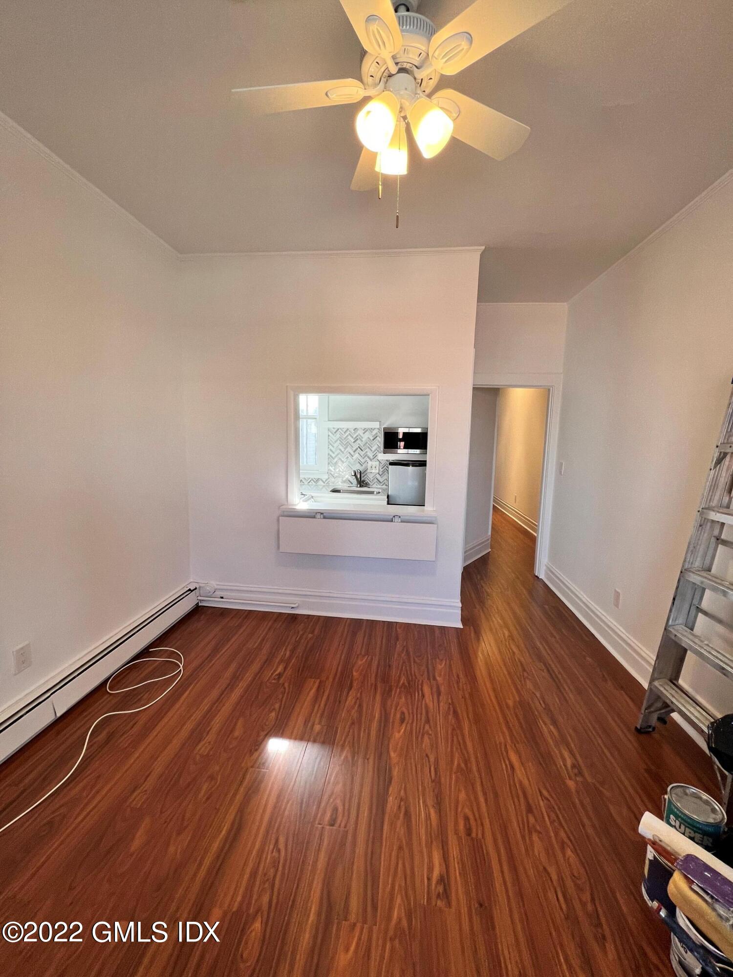 335 Greenwich Avenue Unit: 4