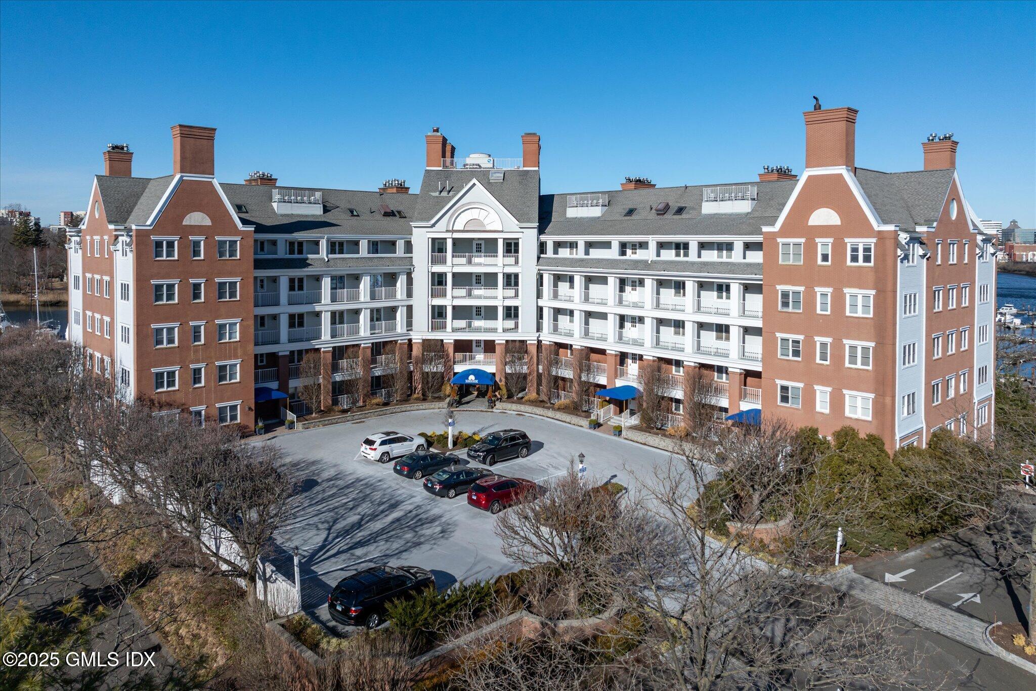 43 Harbor Drive, 509