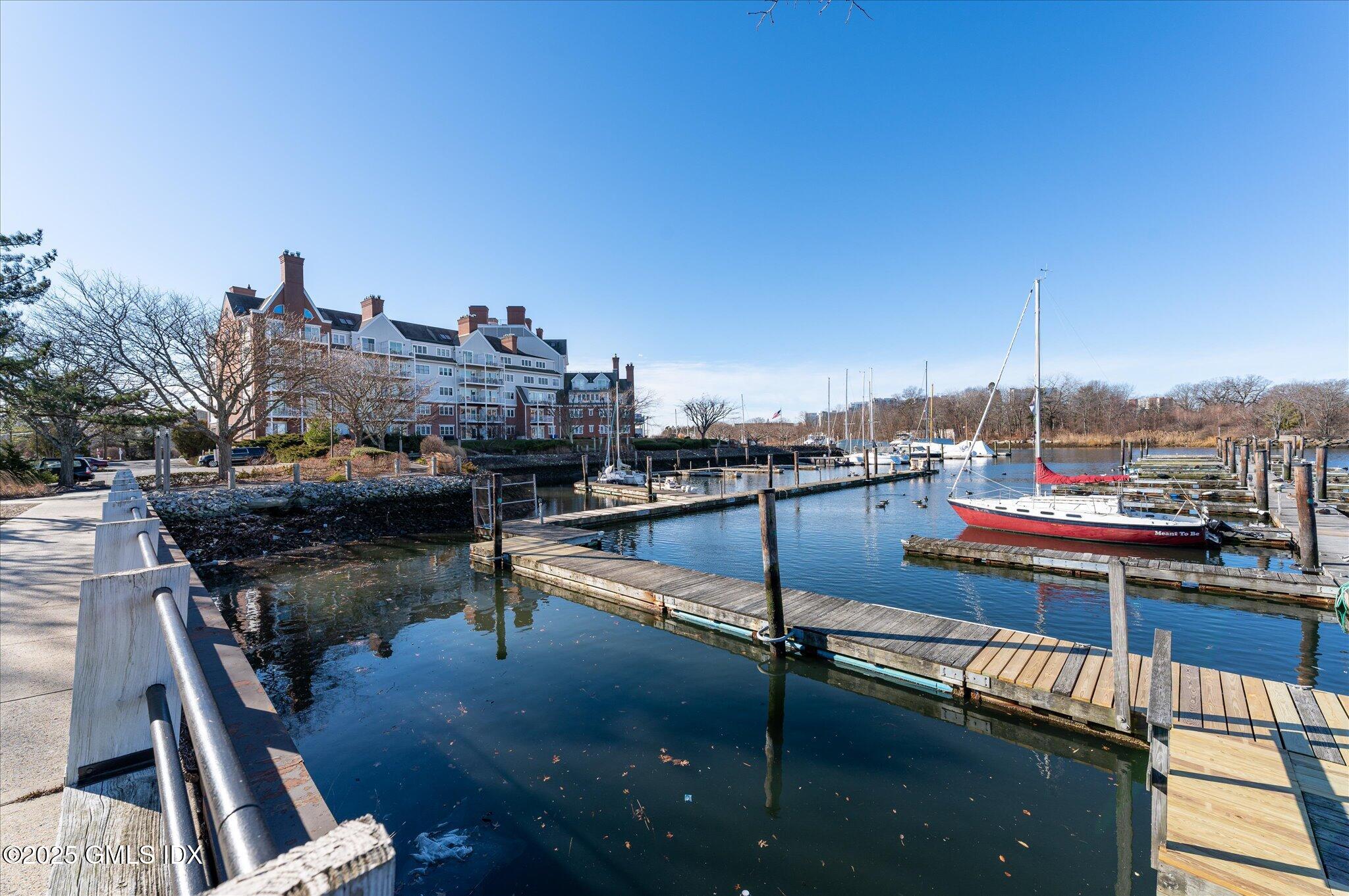 43 Harbor Drive, 509