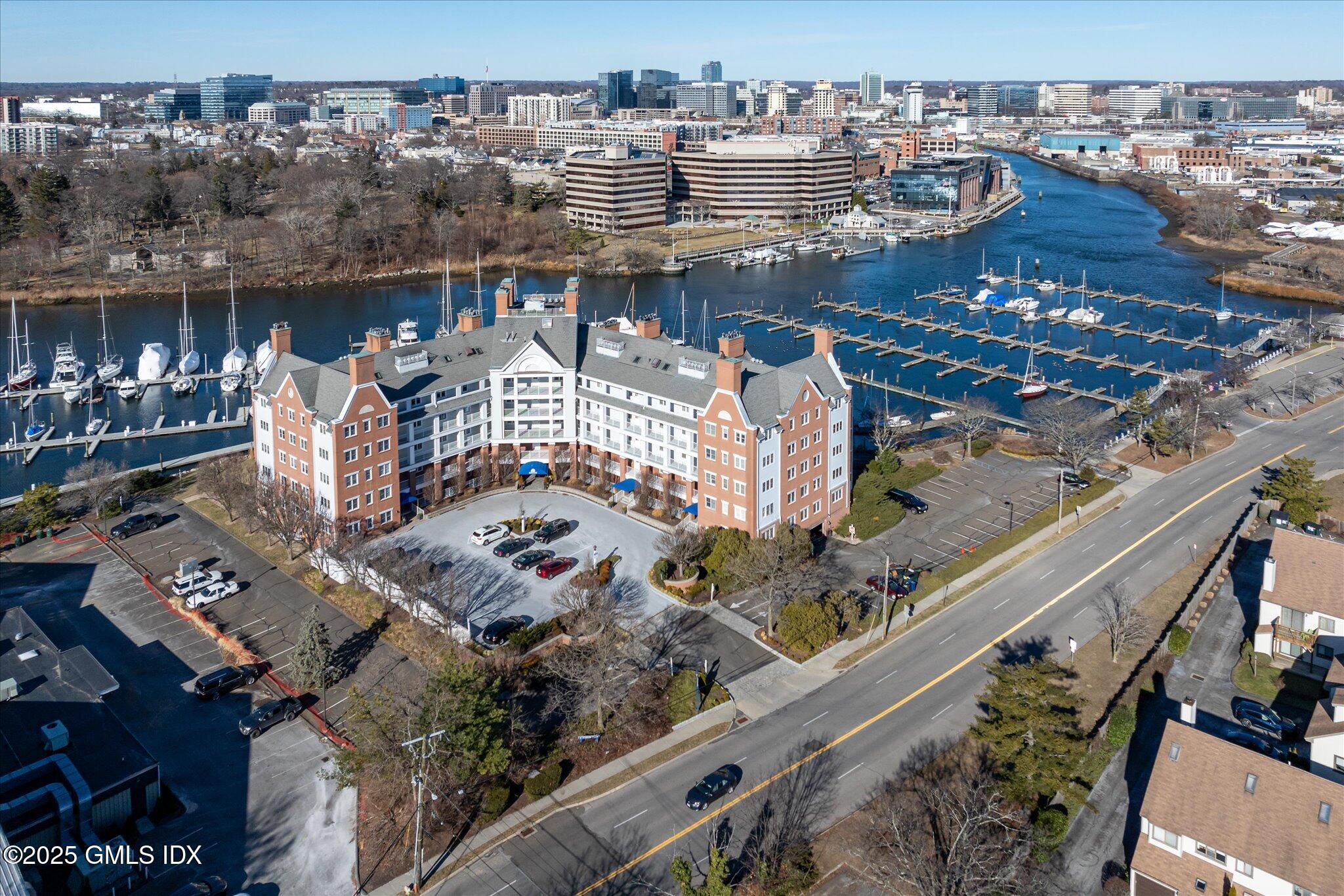 43 Harbor Drive, 509