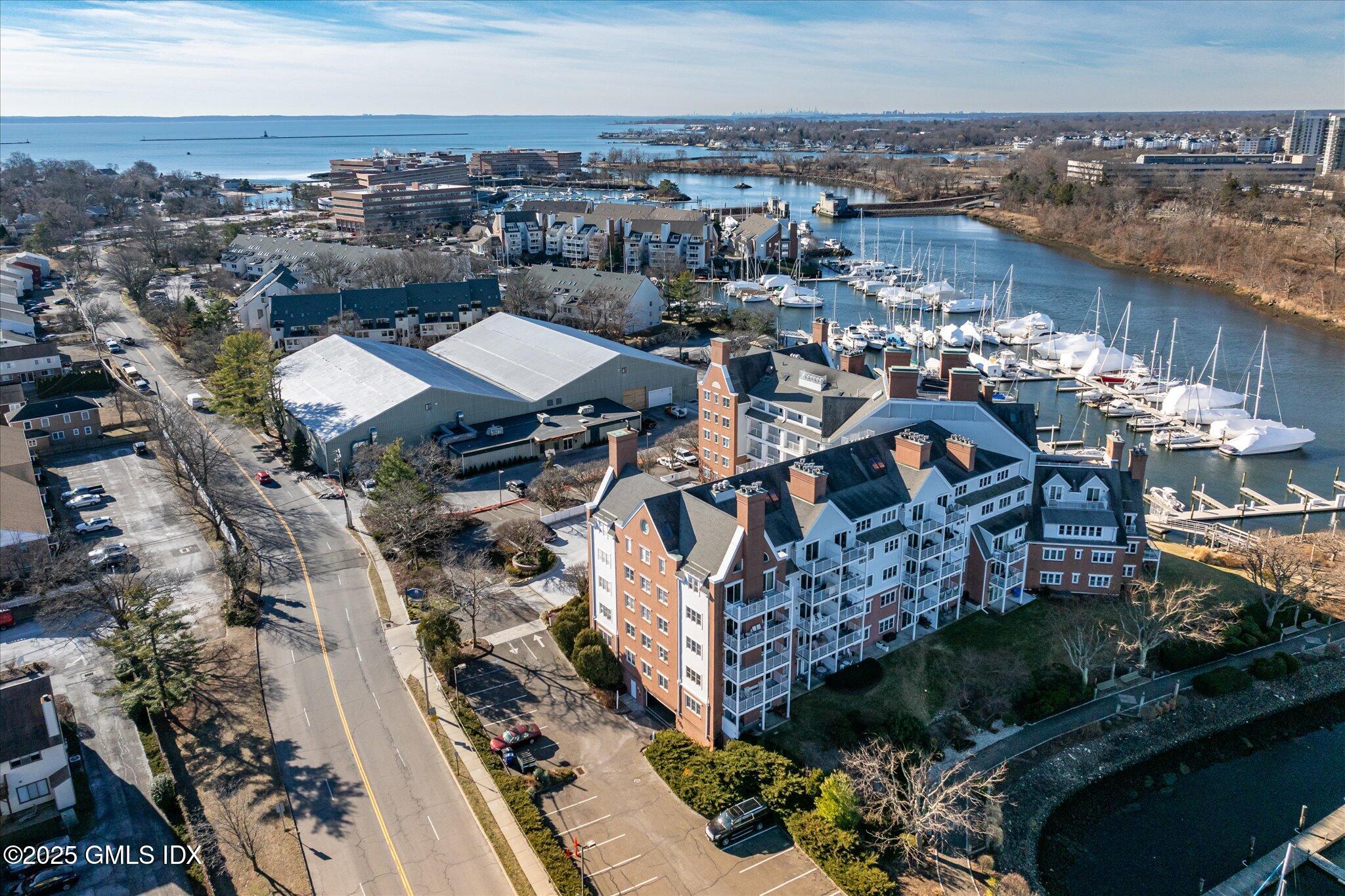 43 Harbor Drive, 509