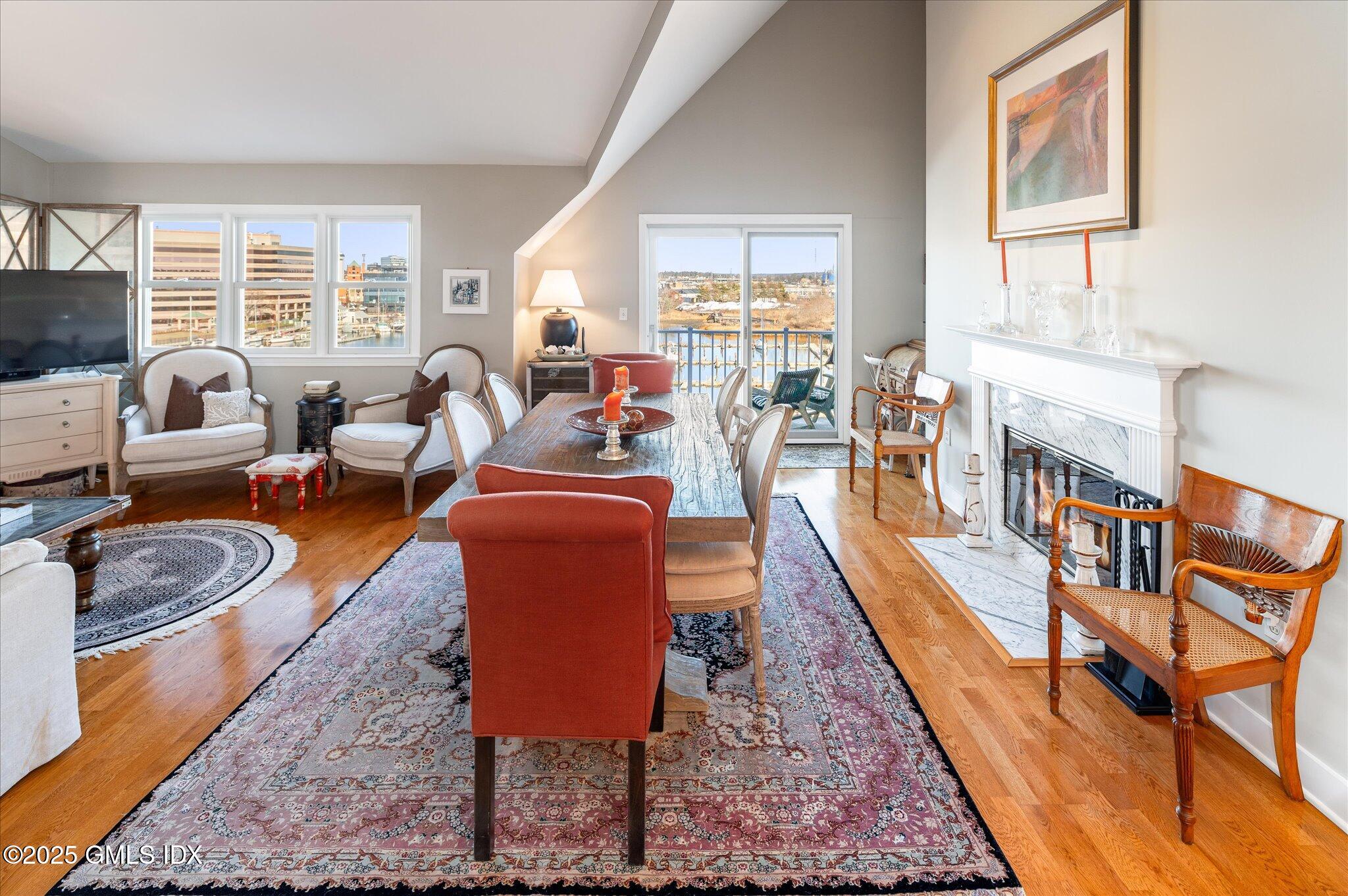 43 Harbor Drive, 509