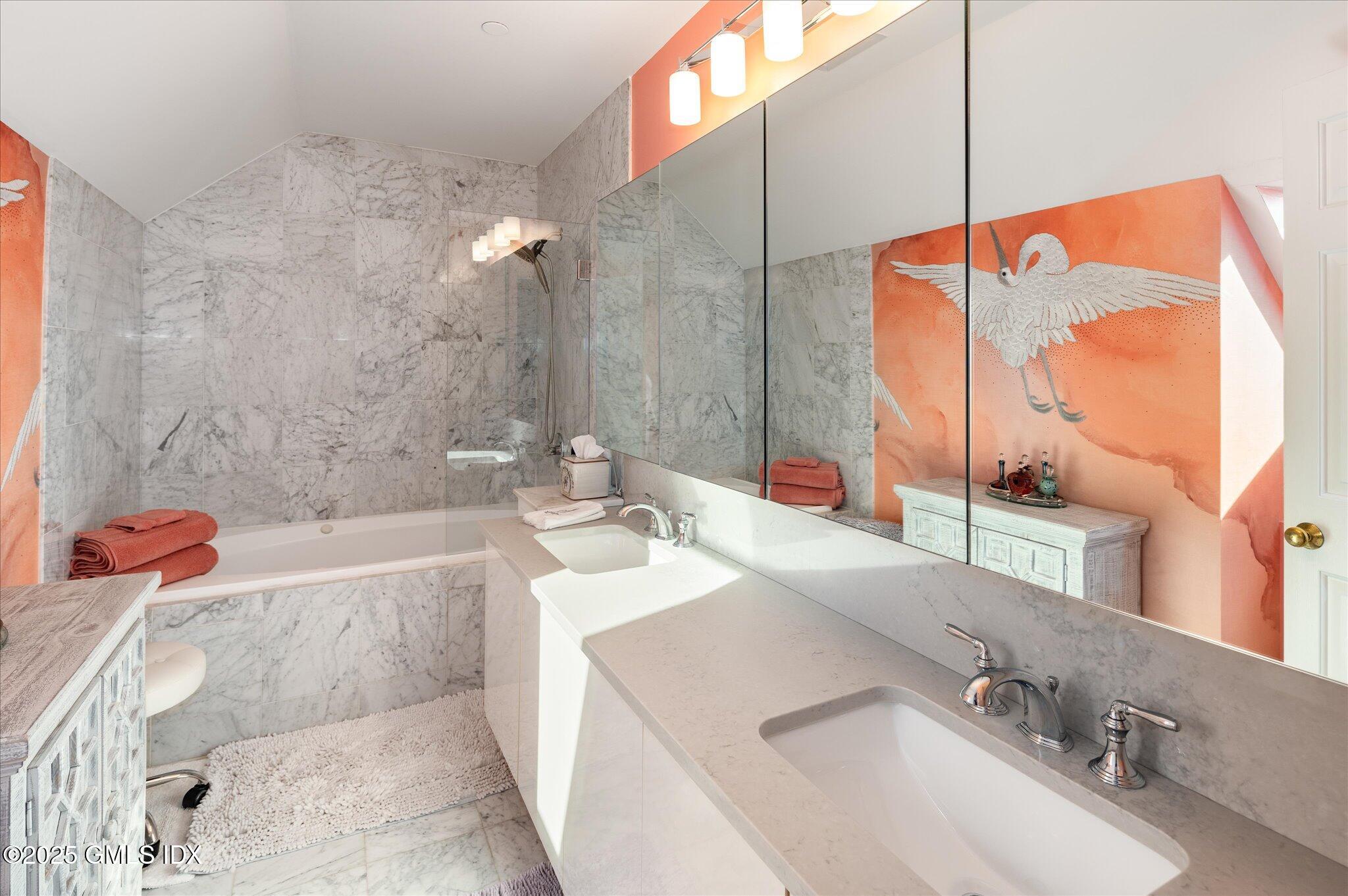 43 Harbor Drive, 509