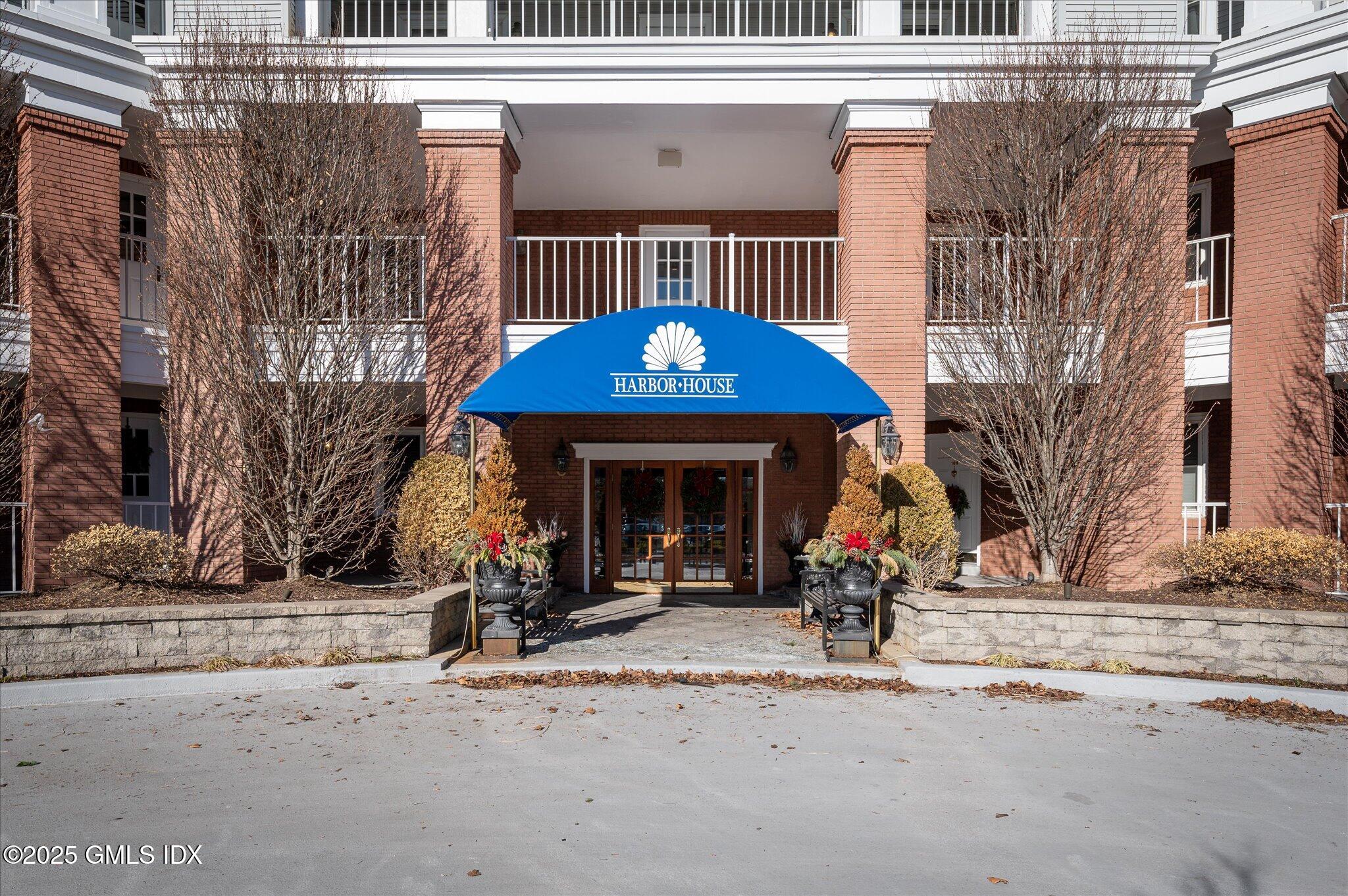 43 Harbor Drive, 509