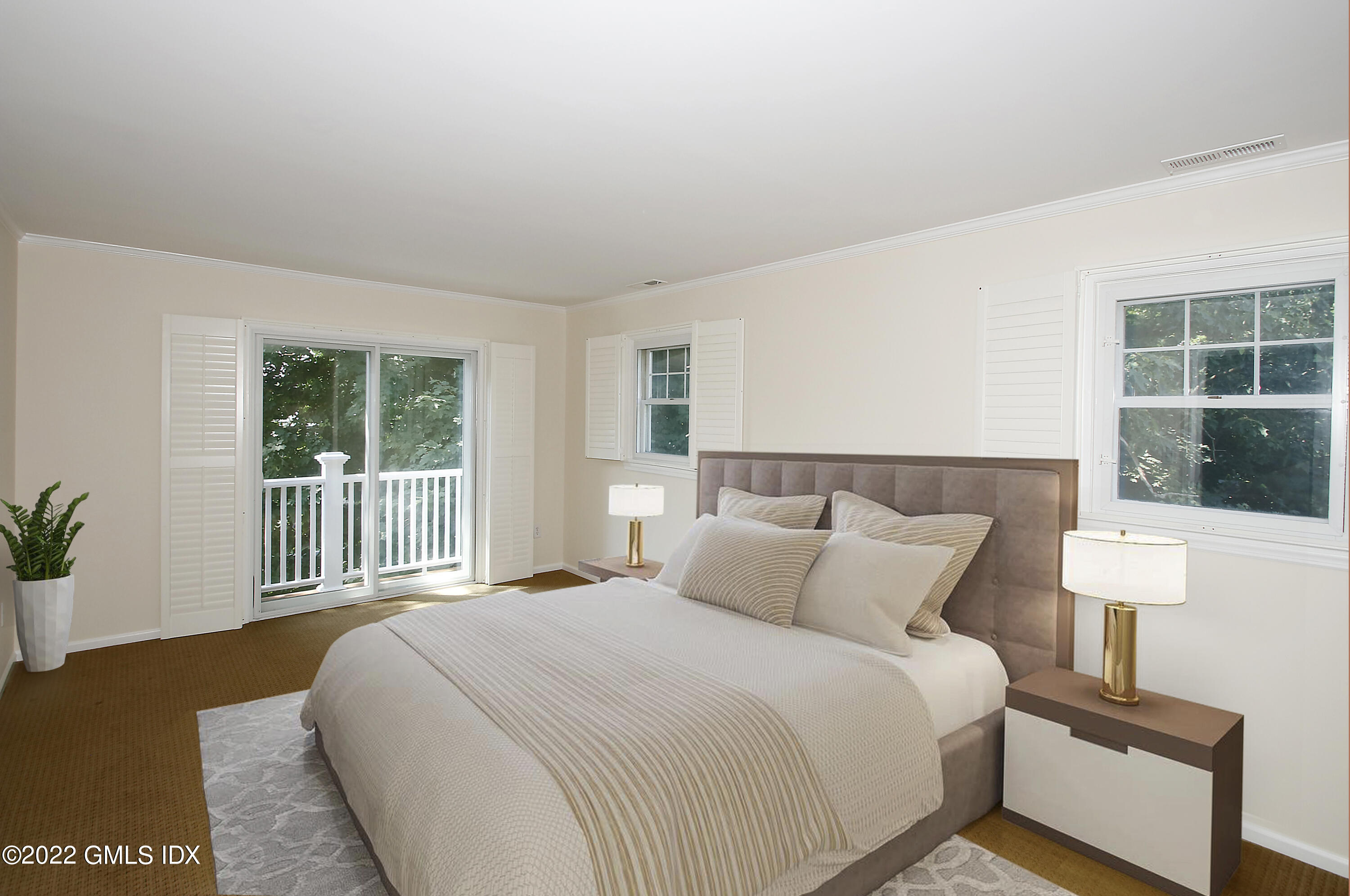 51 Forest Avenue, 104