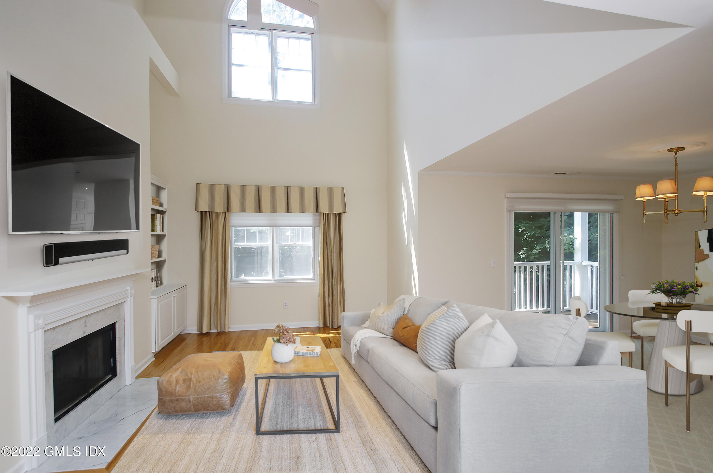 51 Forest Avenue, 104