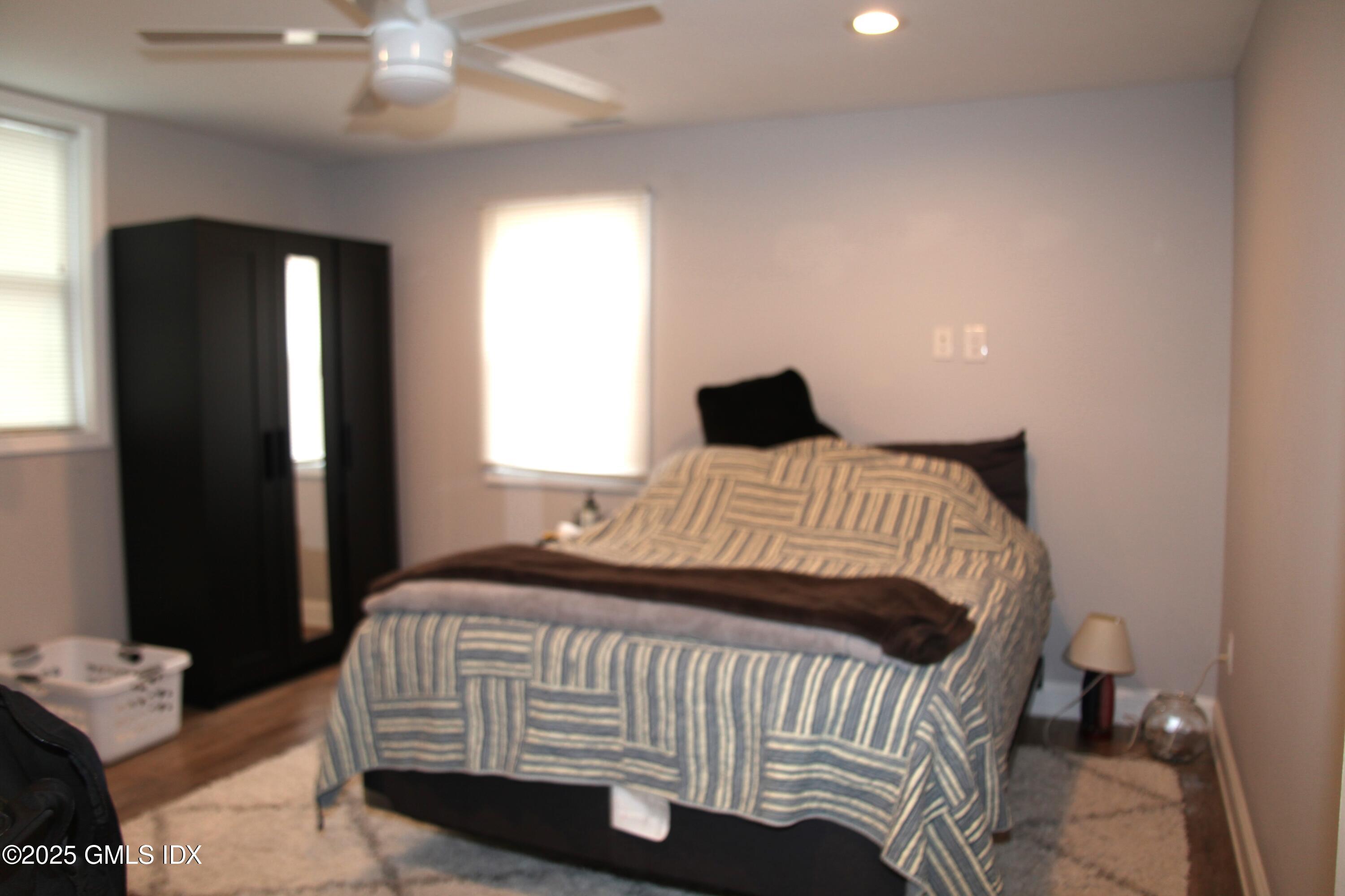 30 Glenville Street, 1