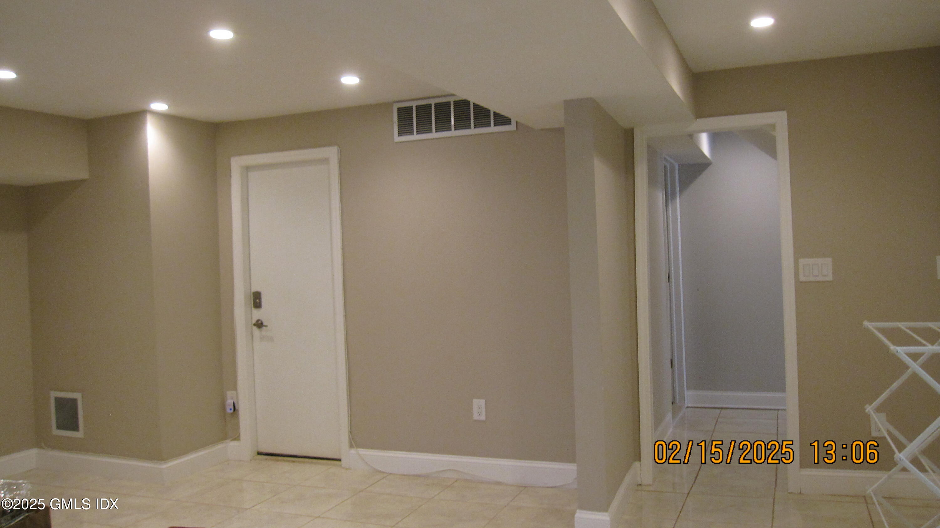 30 Glenville Street, 1