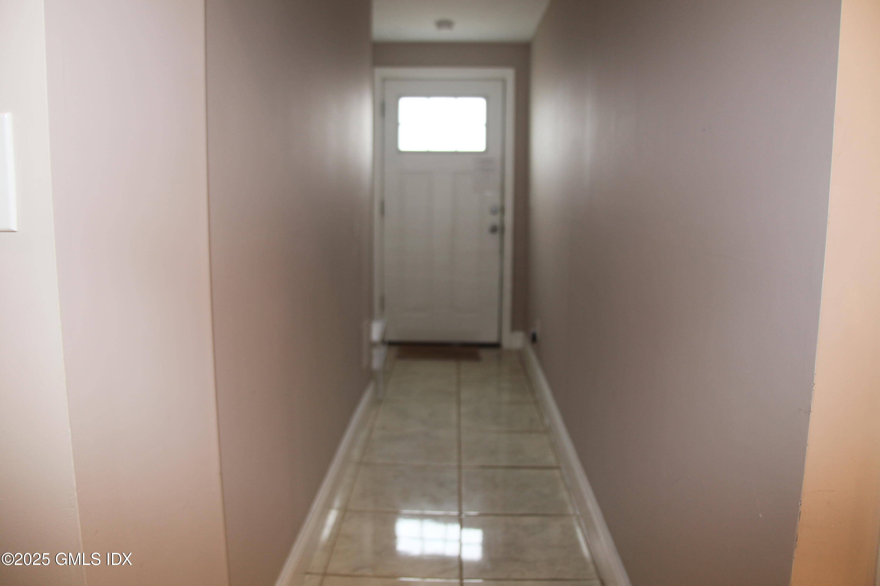 30 Glenville Street, 1