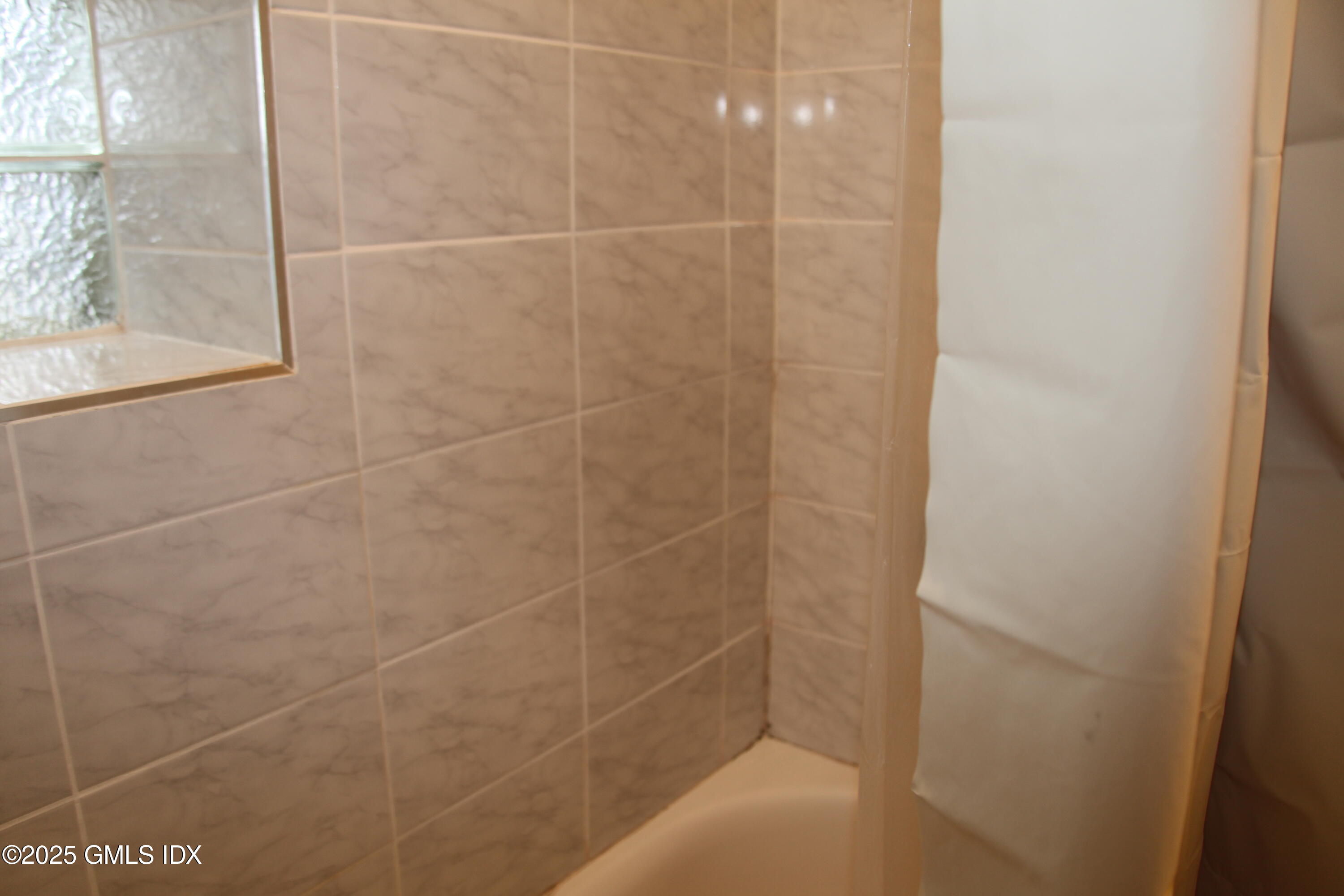 30 Glenville Street, 1