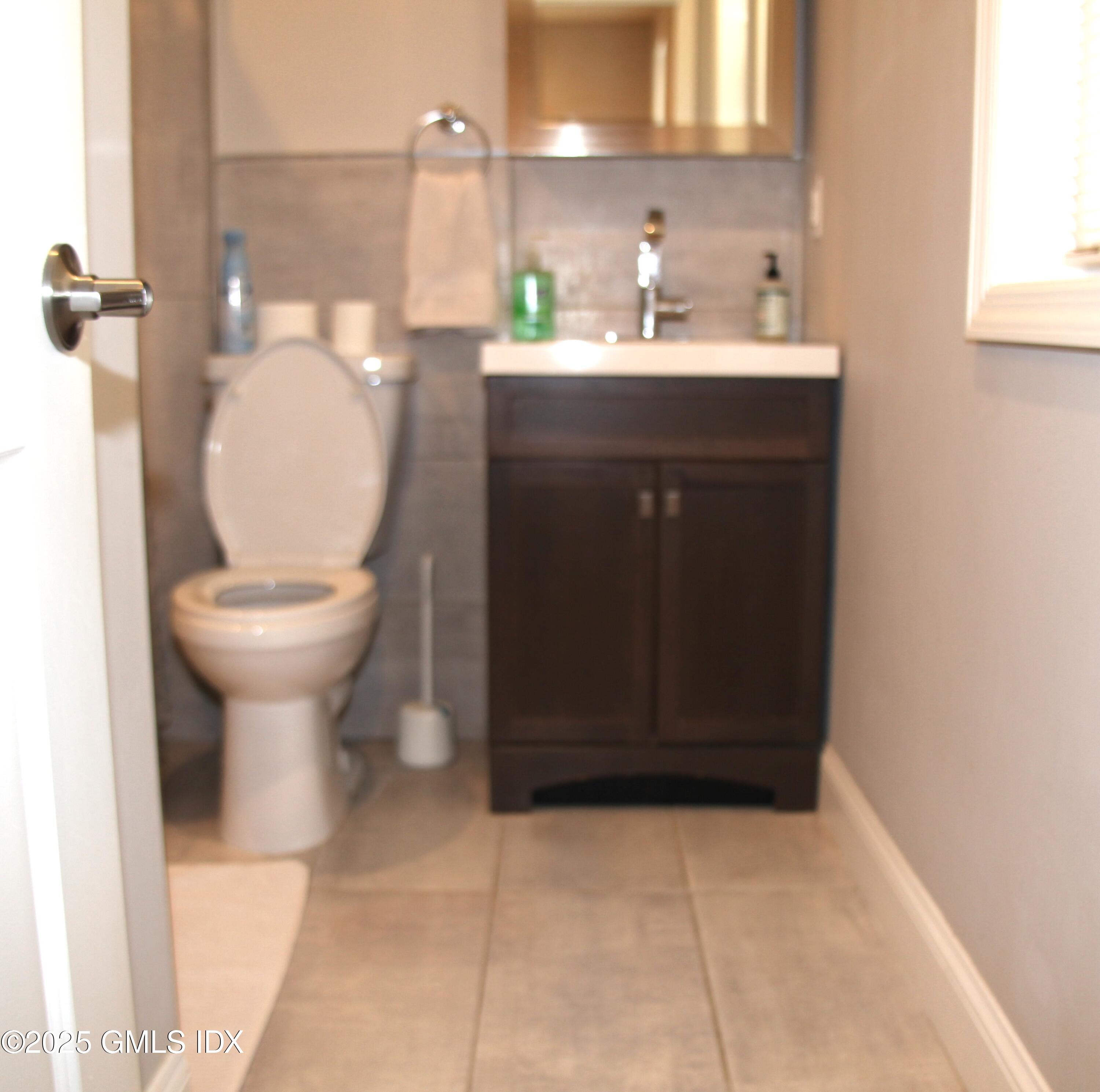 30 Glenville Street, 1