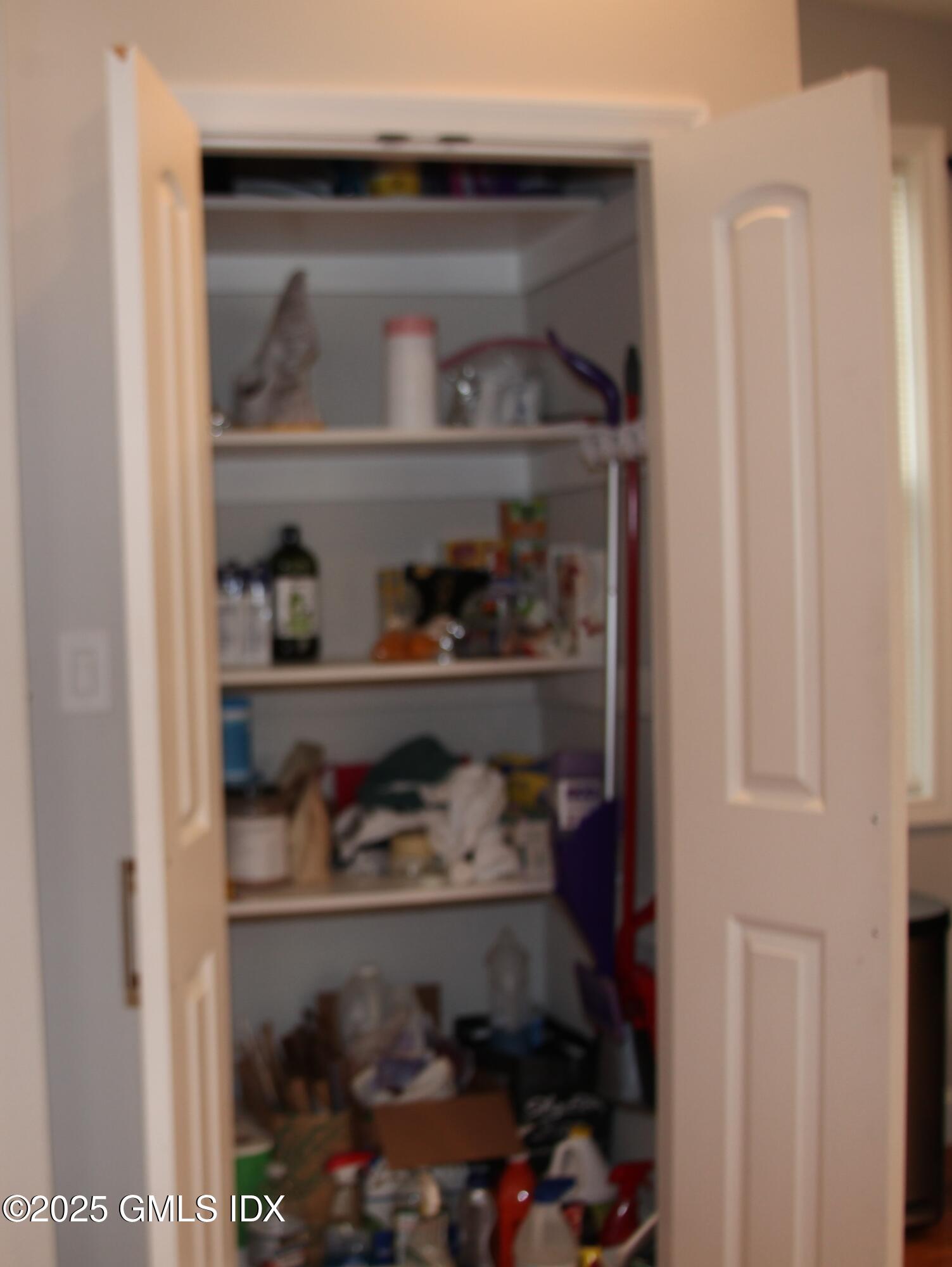 30 Glenville Street, 1