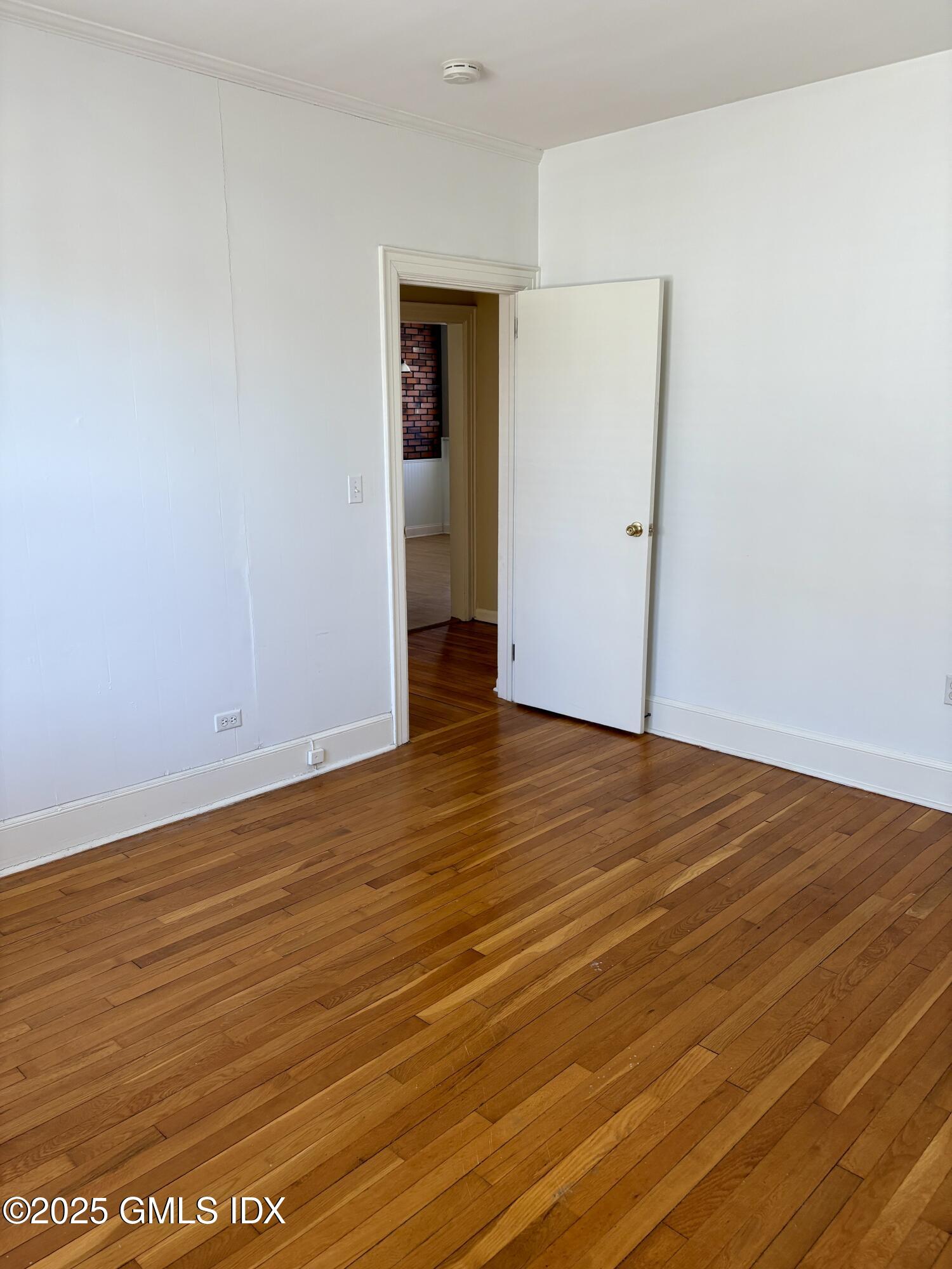 89 Pemberwick Road, 1