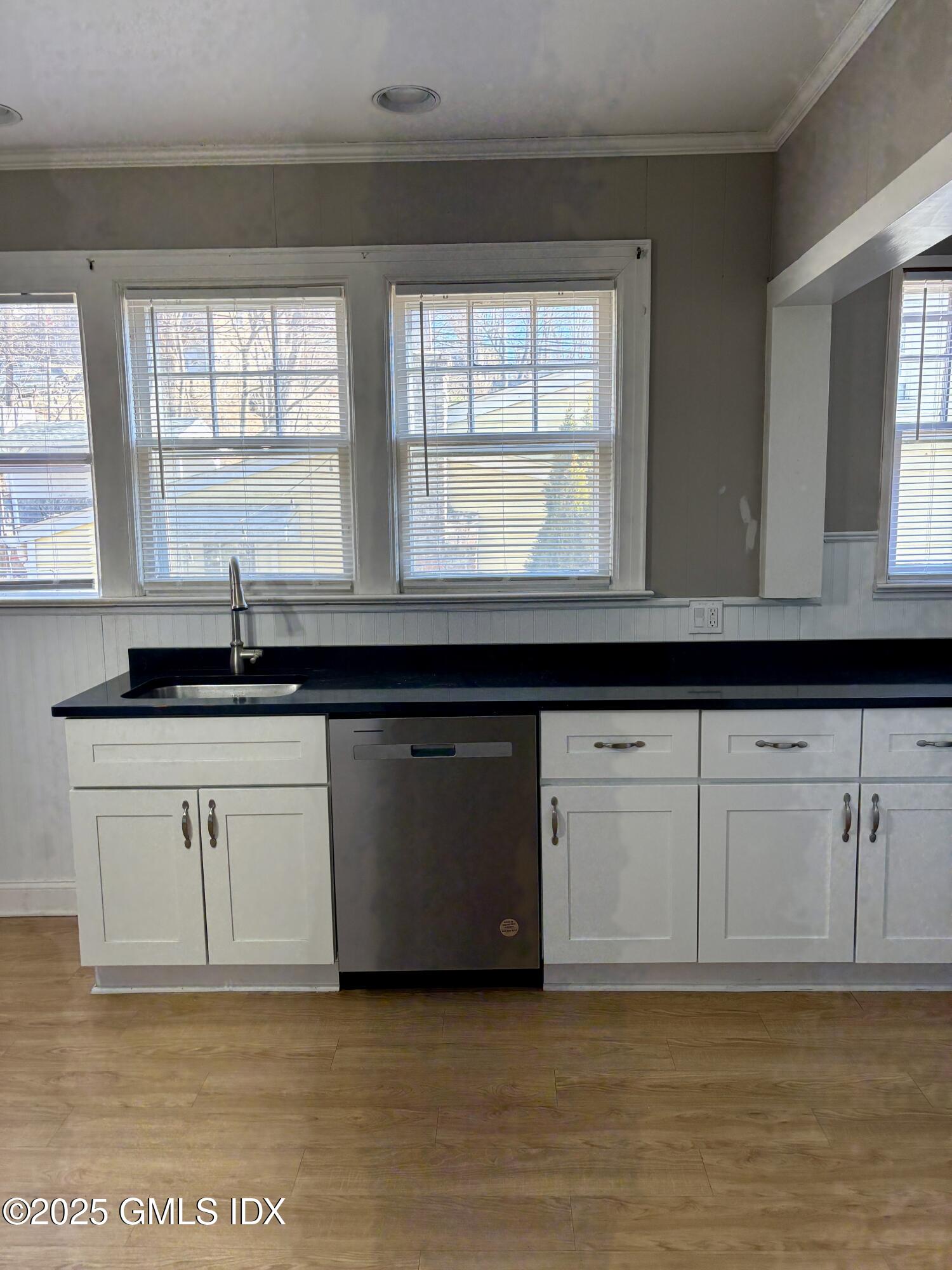 89 Pemberwick Road, 1