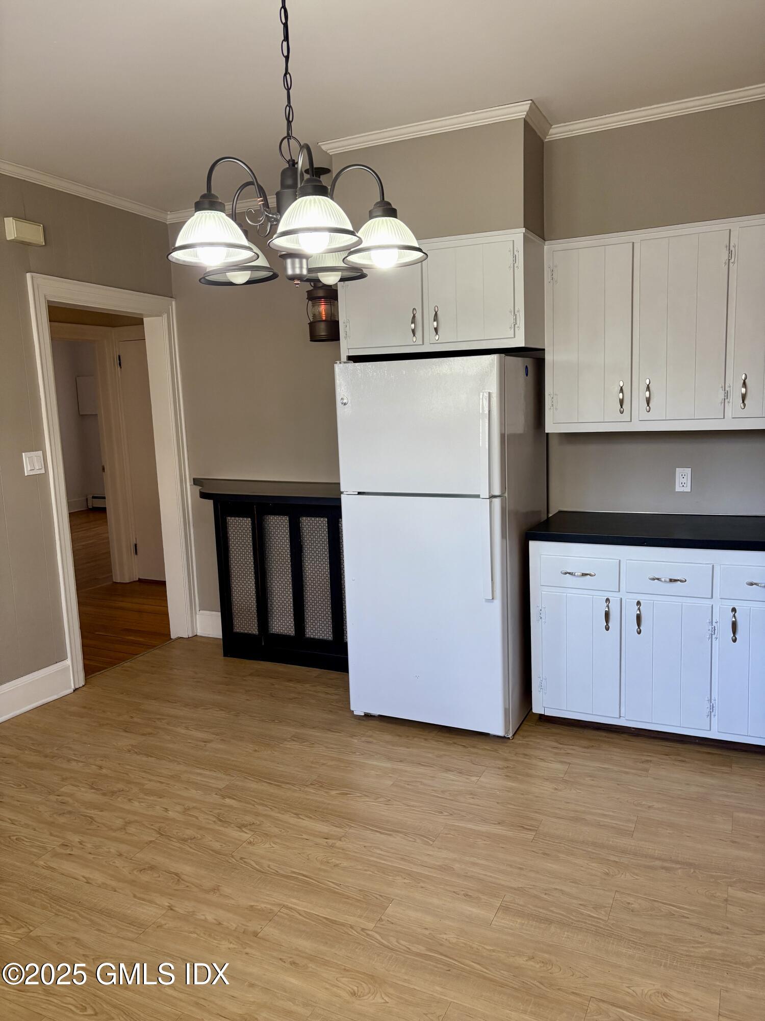 89 Pemberwick Road, 1