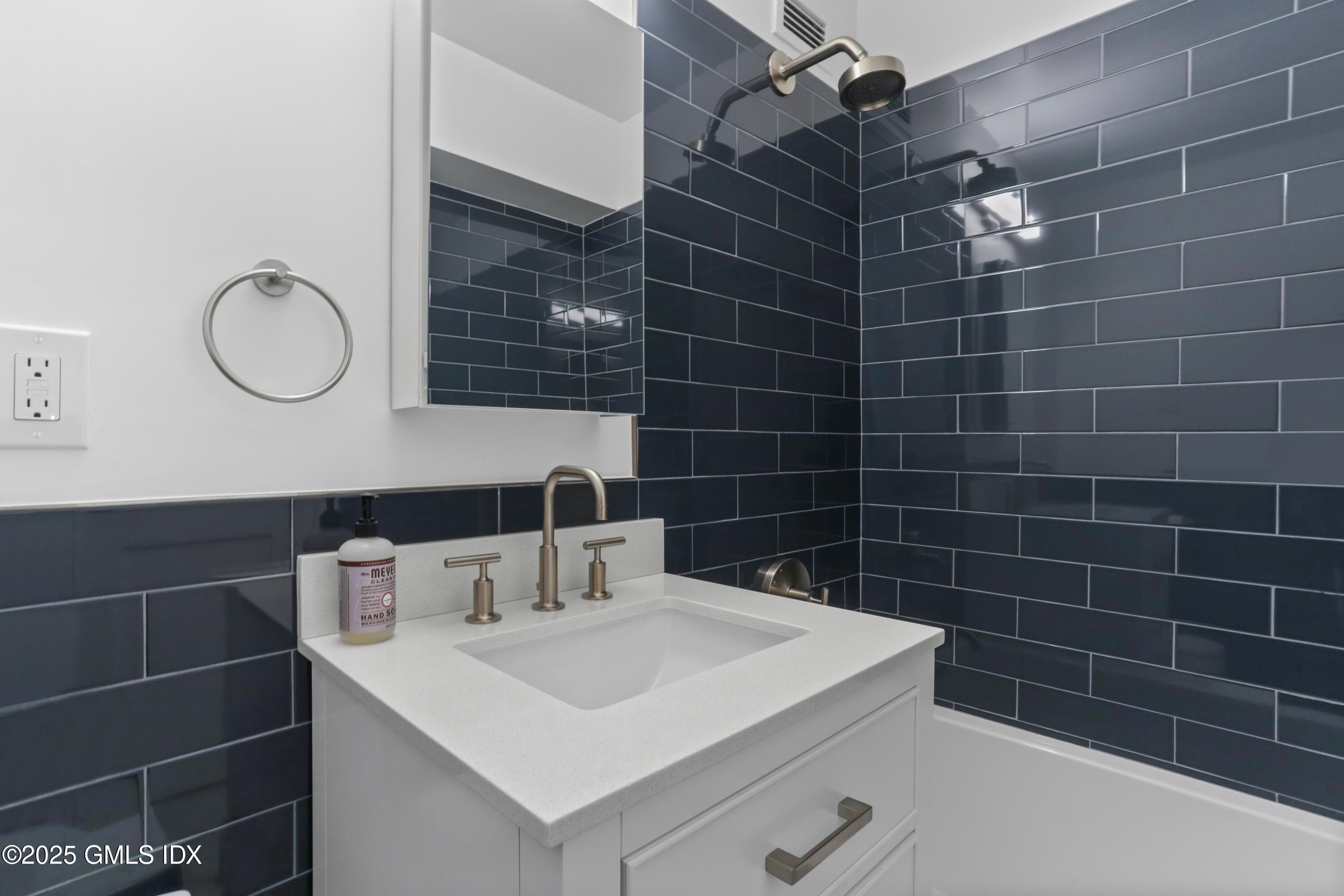 50 Lafayette Place, 4E