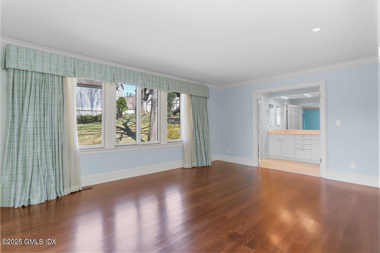 415 W Lyon Farm Drive, 415