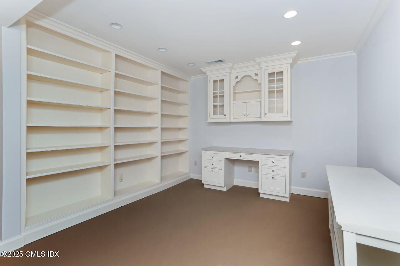 415 W Lyon Farm Drive, 415