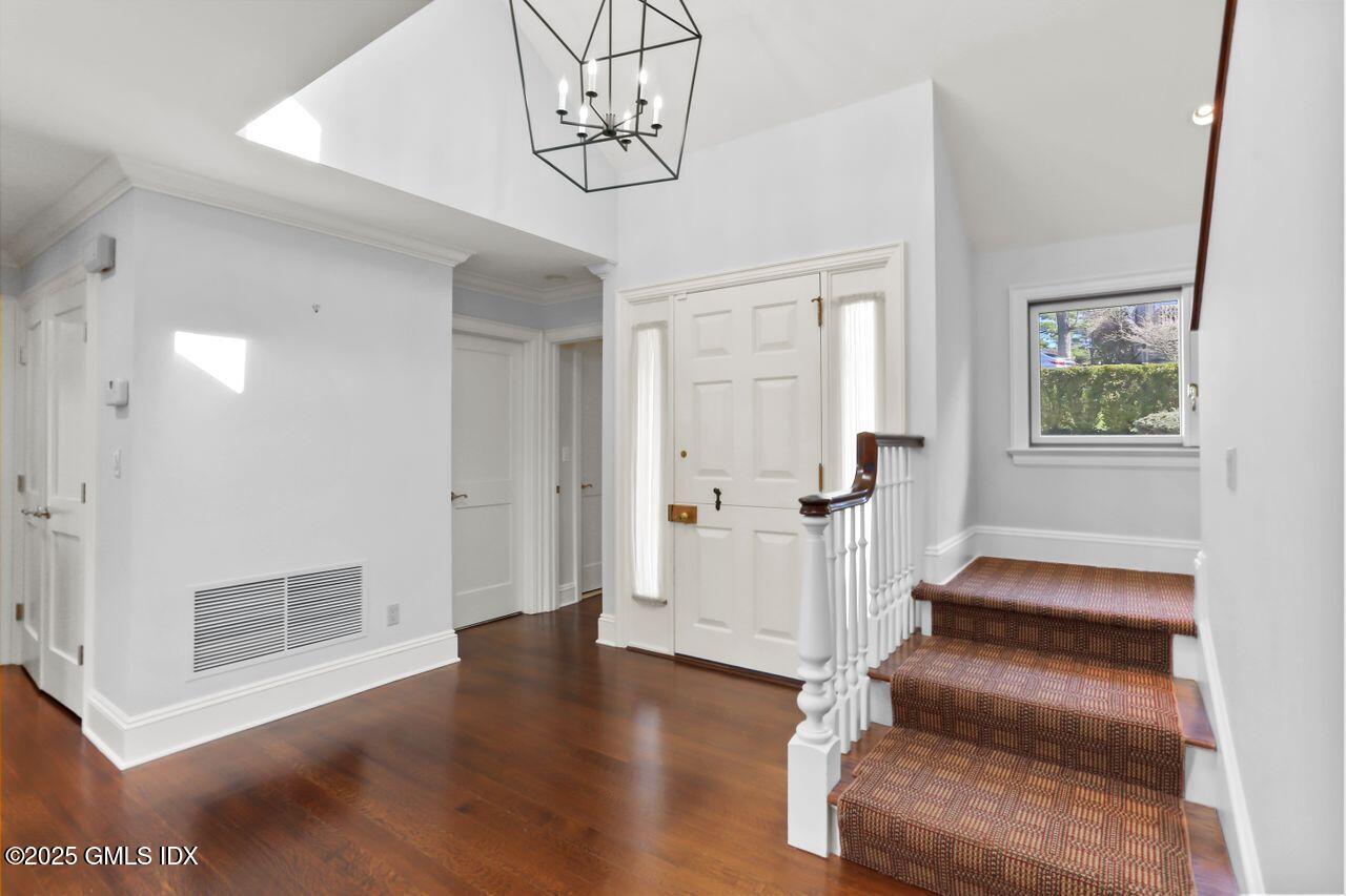 415 W Lyon Farm Drive, 415