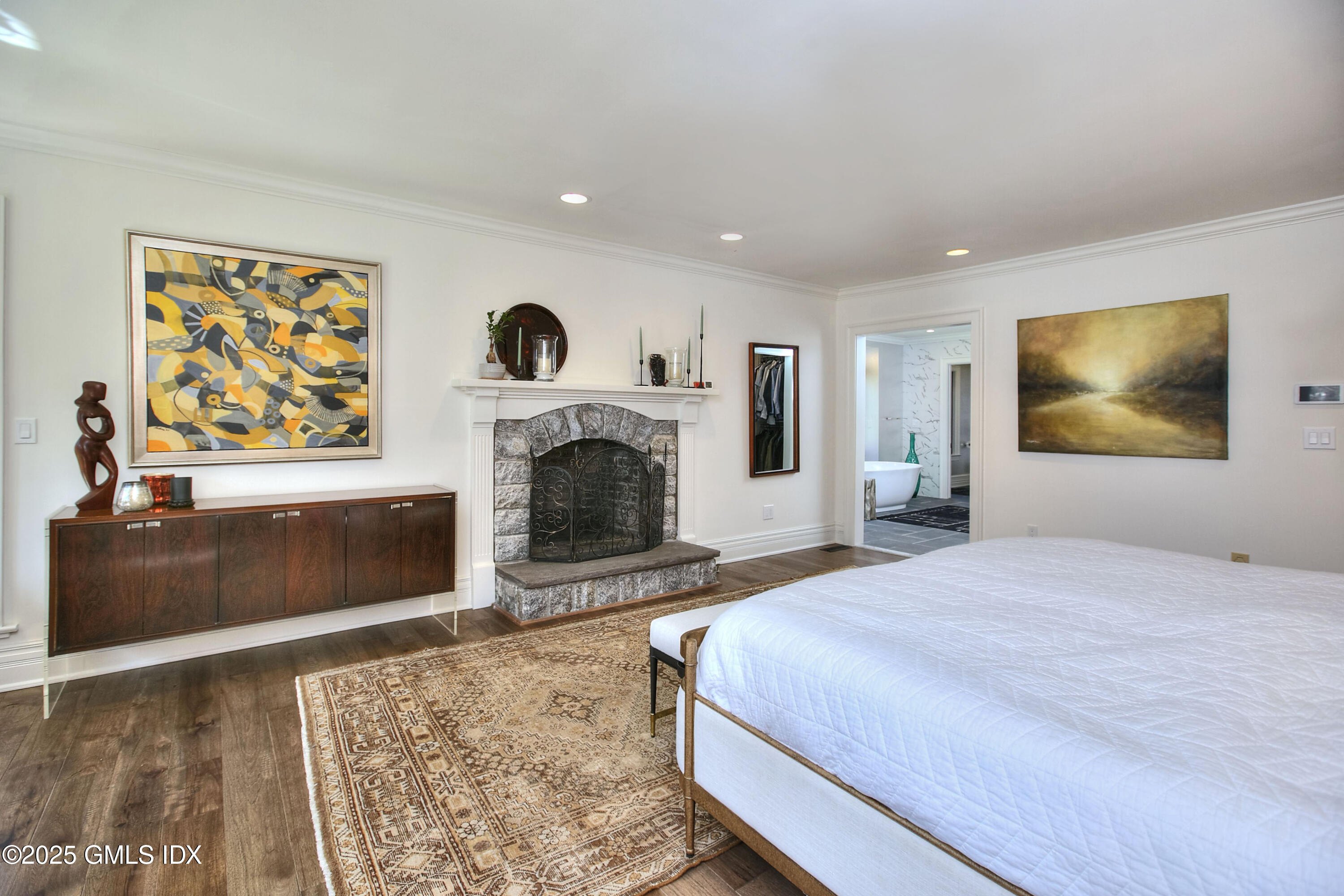 7 Mountain Laurel Drive