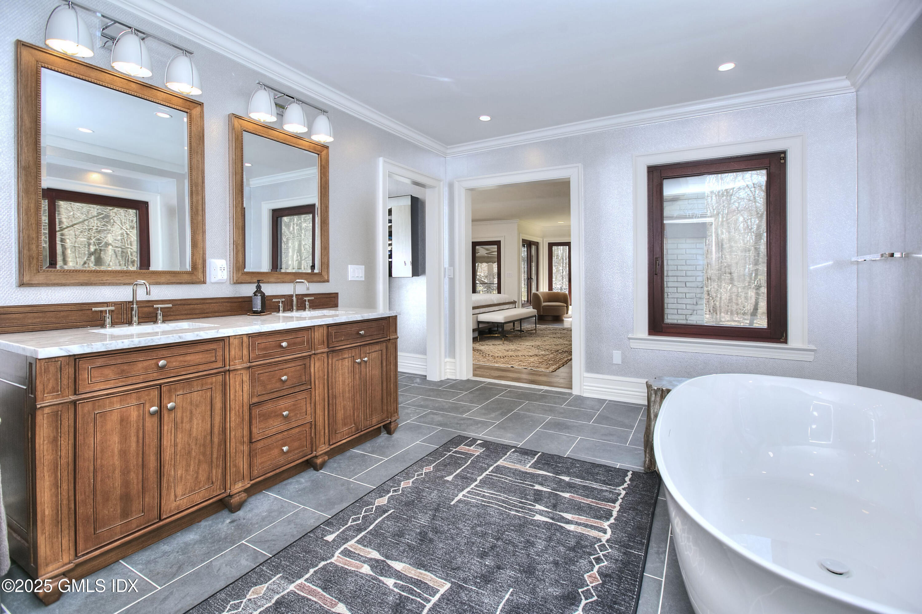 7 Mountain Laurel Drive