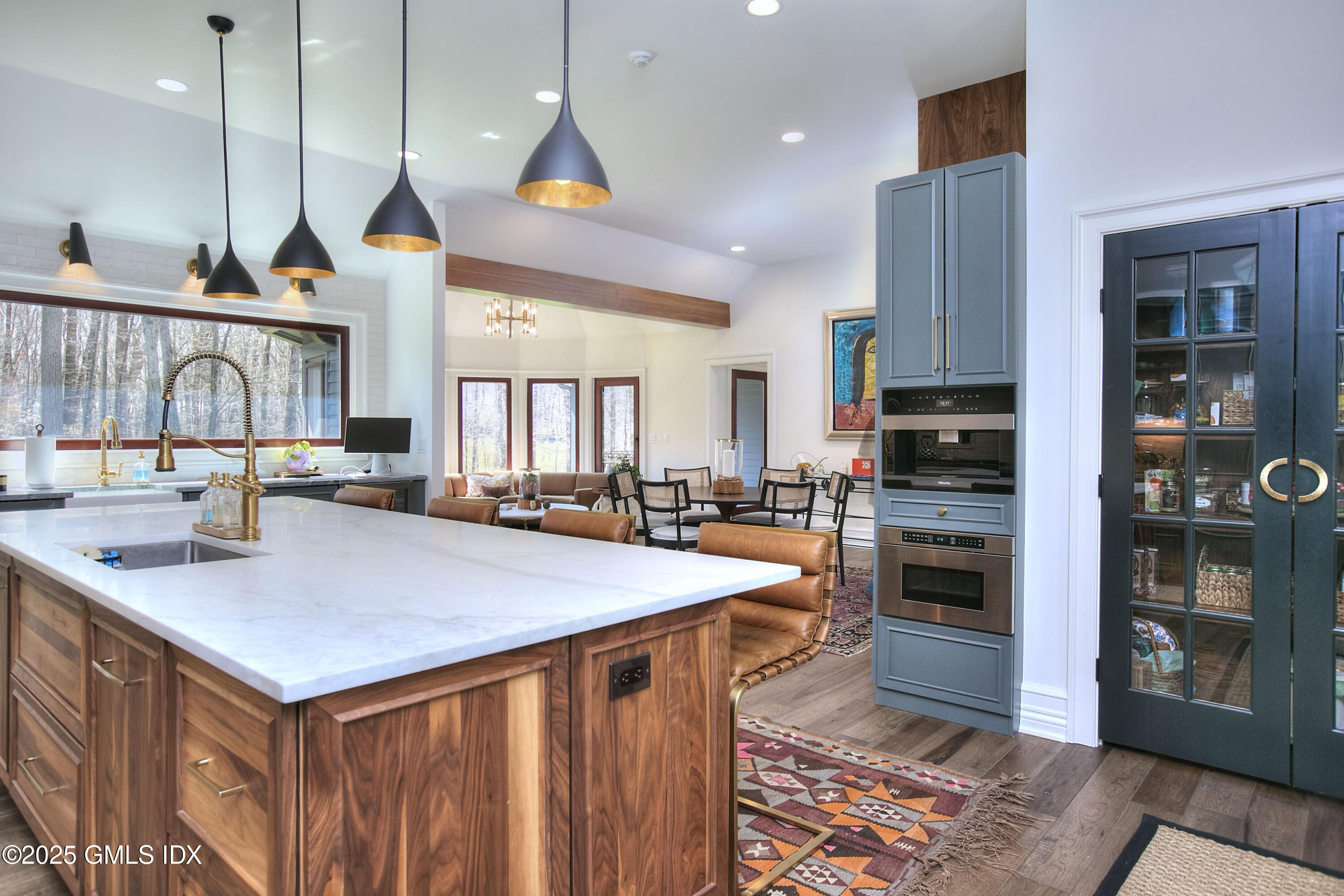 7 Mountain Laurel Drive